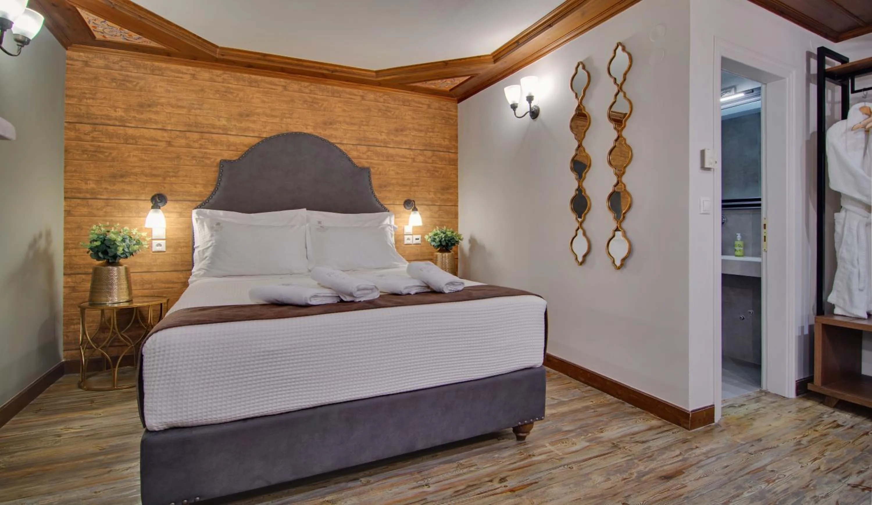 Bed in Frontzu Politia