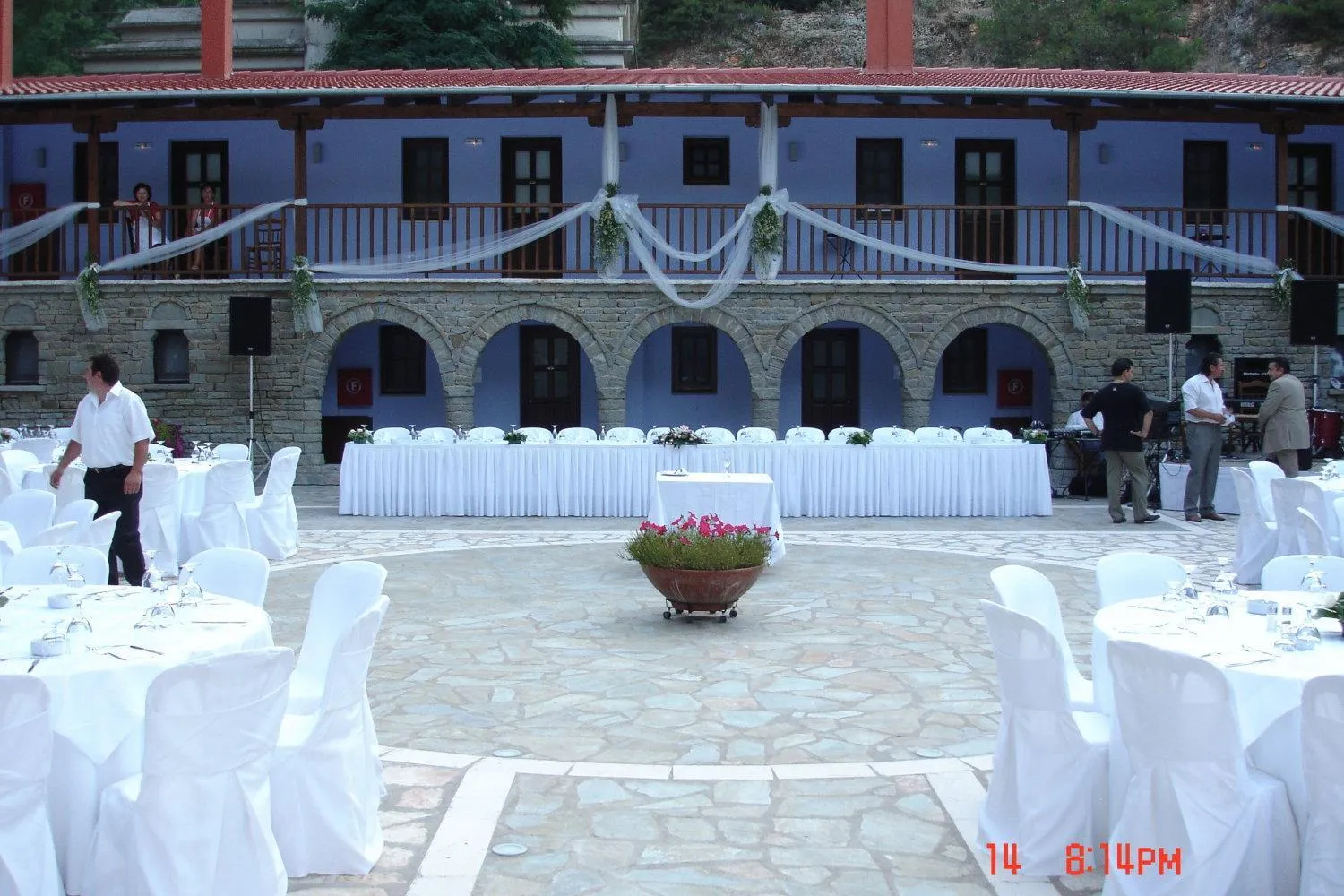 Banquet/Function facilities in Frontzu Politia
