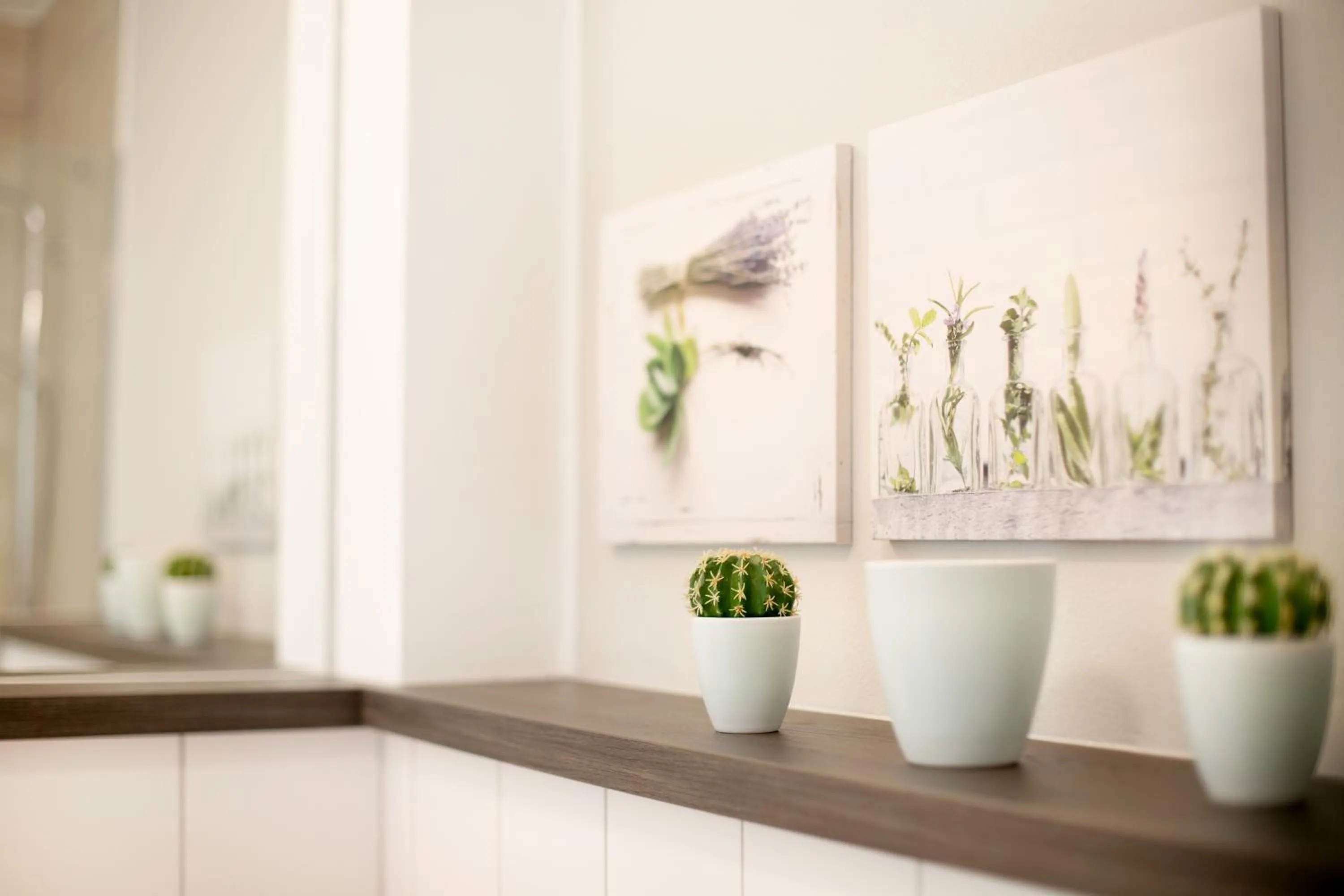 Photo of the whole room in Boardinghouse by M&K