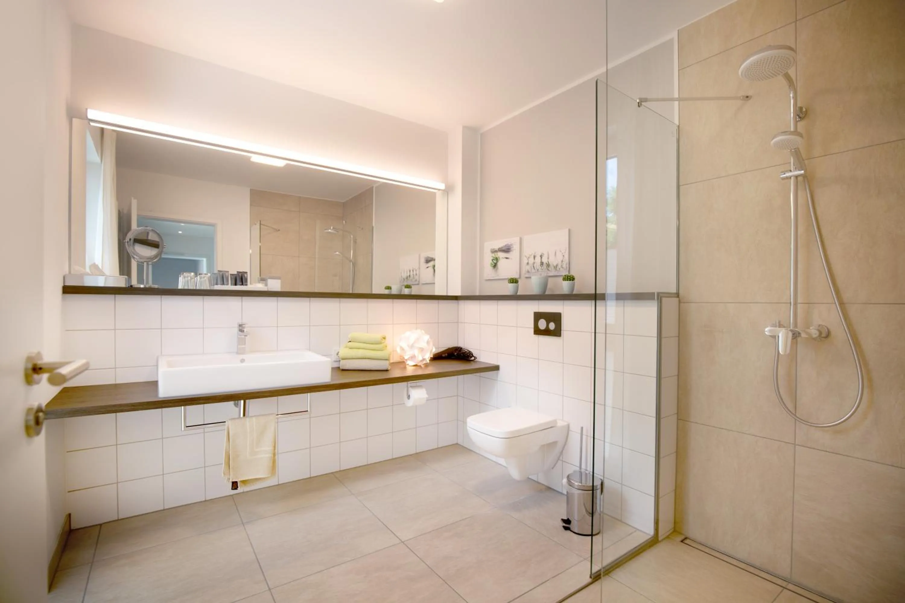 Shower in Boardinghouse by M&K