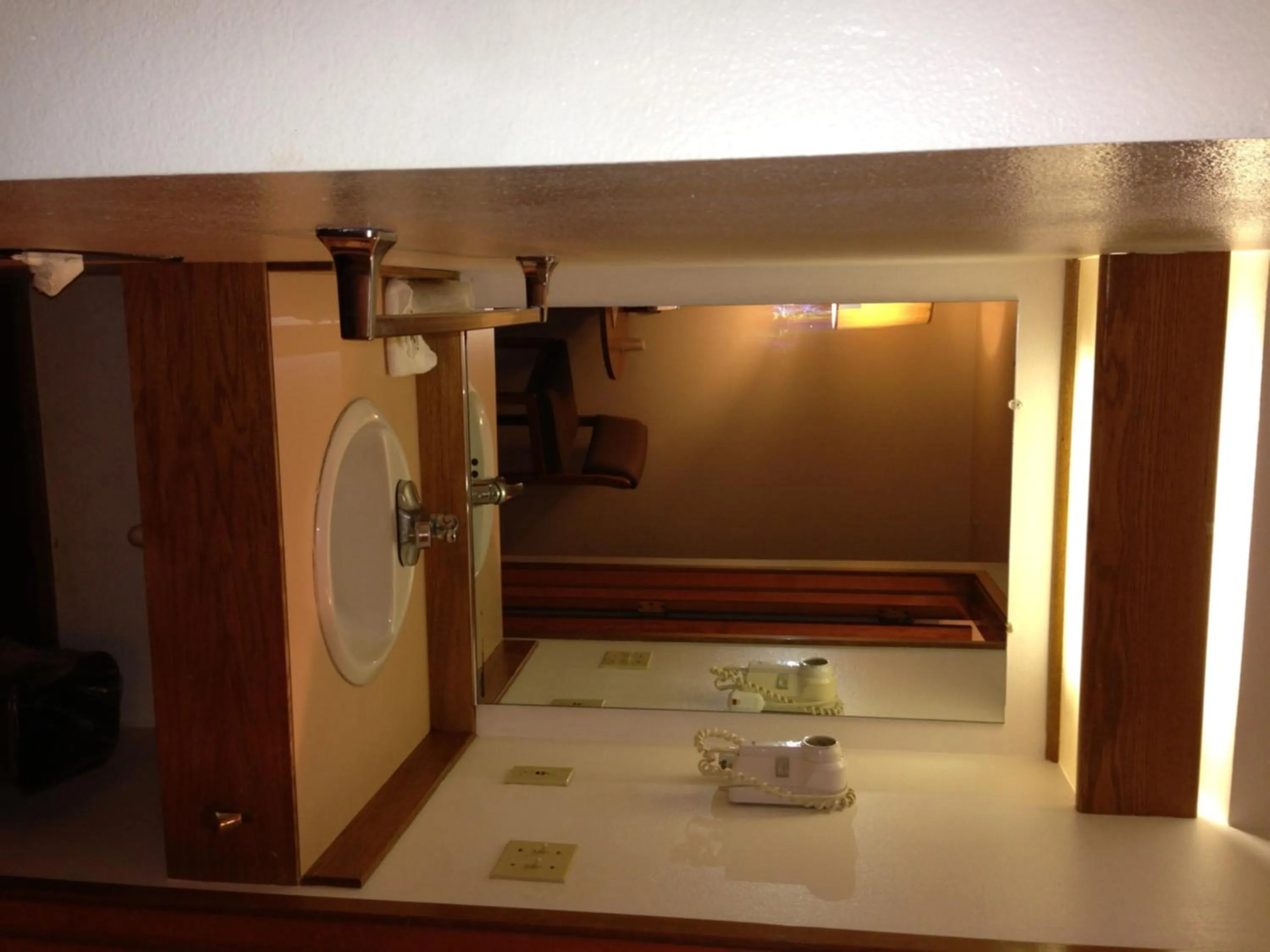 Bathroom in Bay City Inn