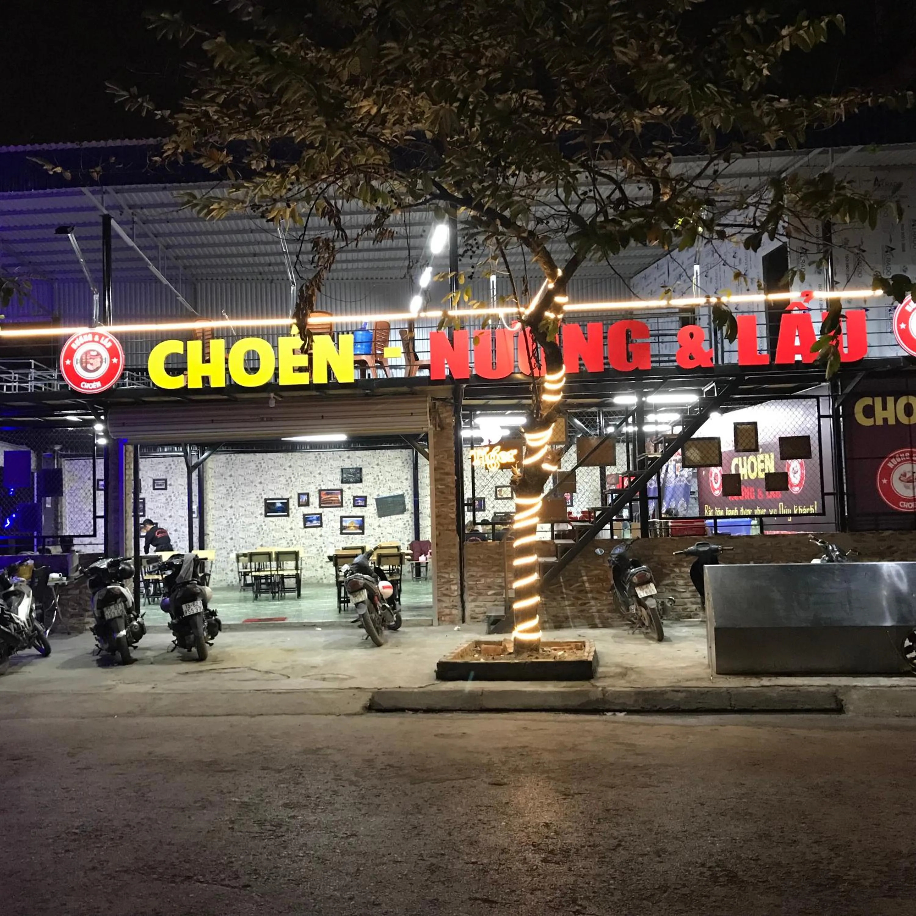 Restaurant/places to eat in Vu Gia Khanh Apartment