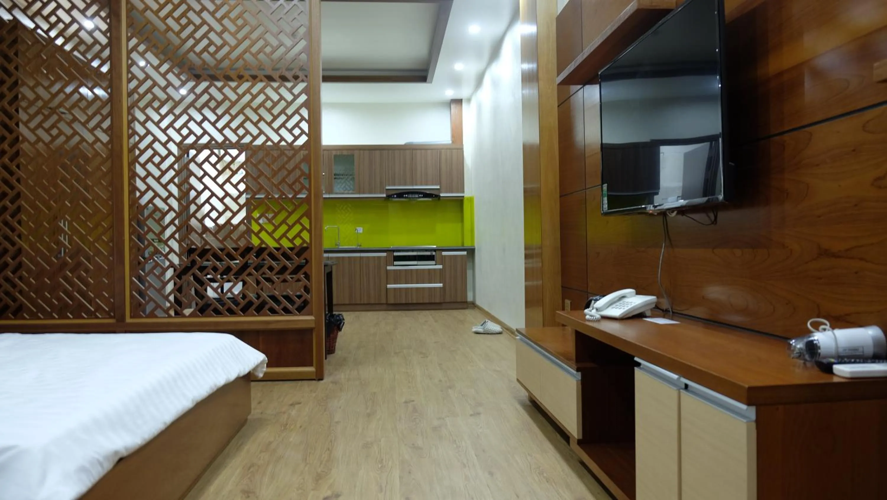 Bed in Vu Gia Khanh Apartment