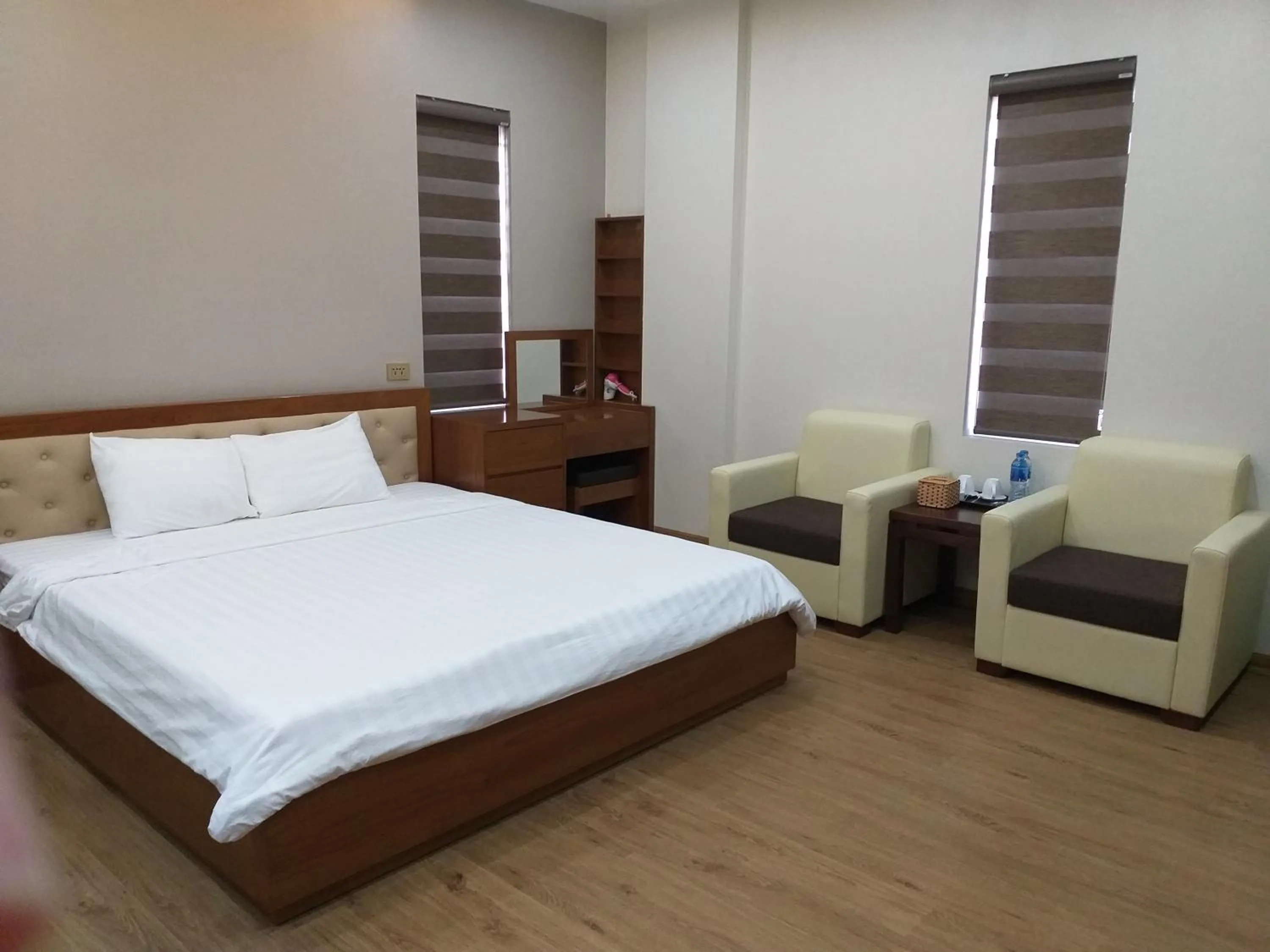 Bed in Vu Gia Khanh Apartment