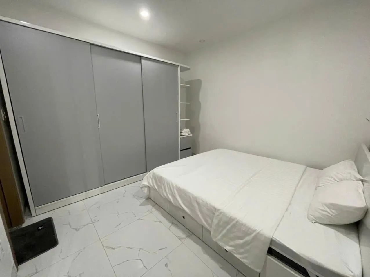 Bed in Vu Gia Khanh Apartment