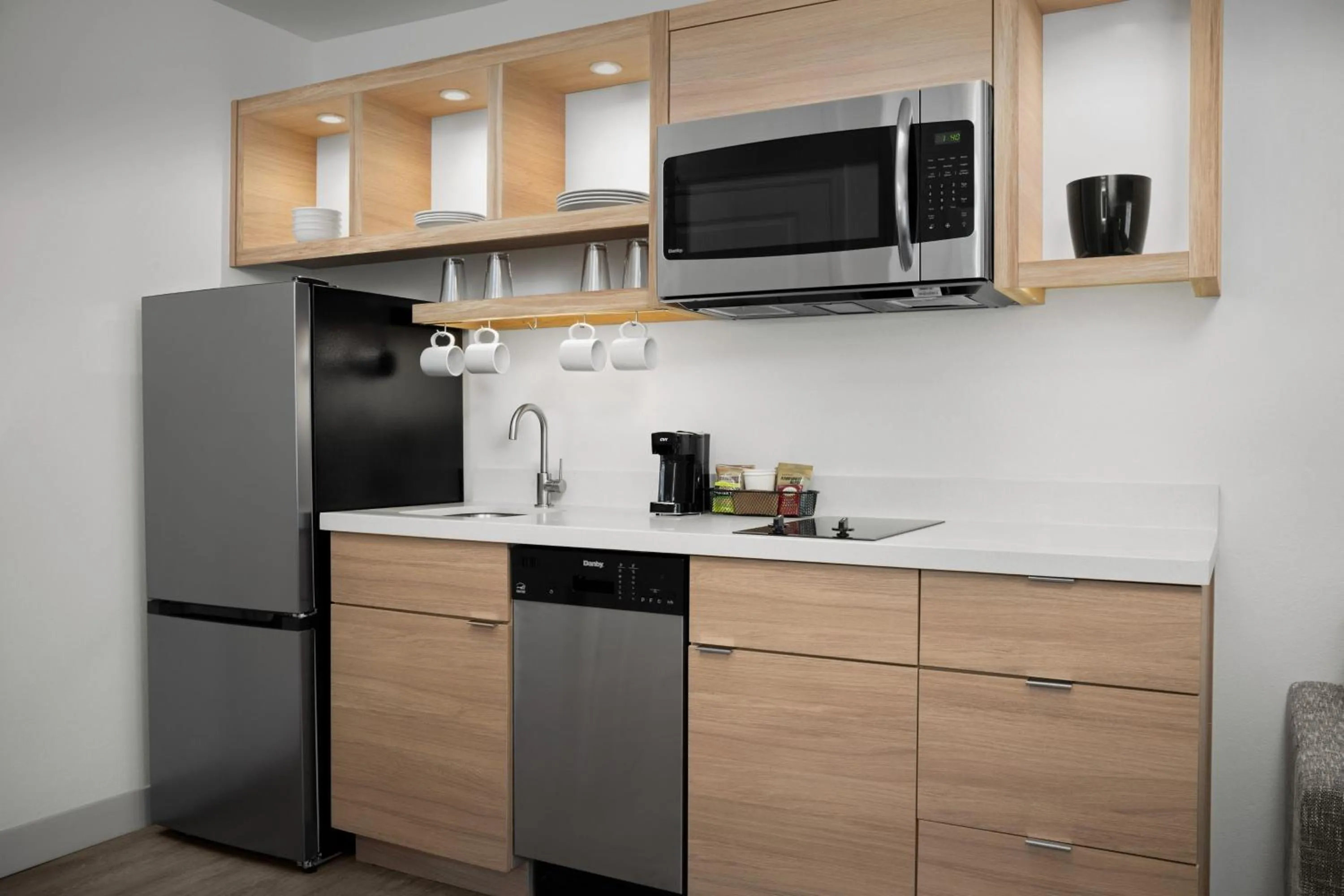 Kitchen or kitchenette in TownePlace Suites by Marriott Birmingham South