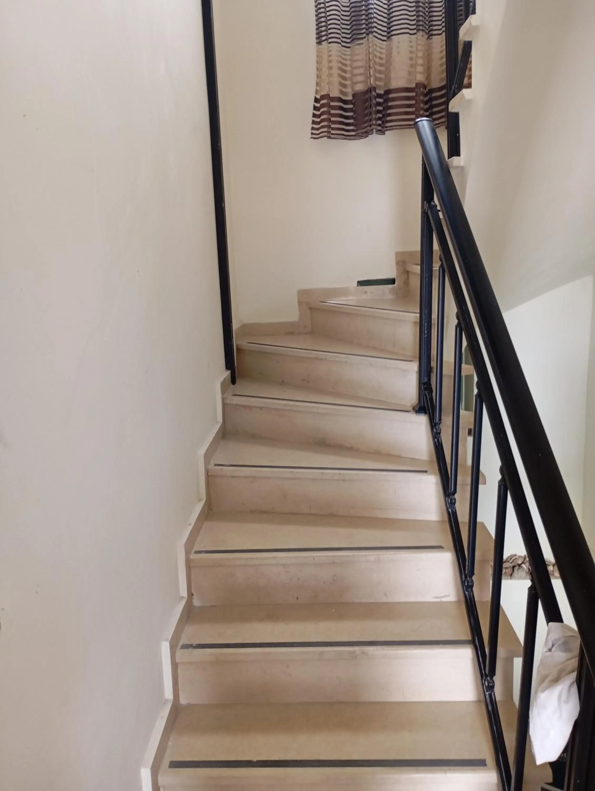 Property building in Pyrgos Sofokleous