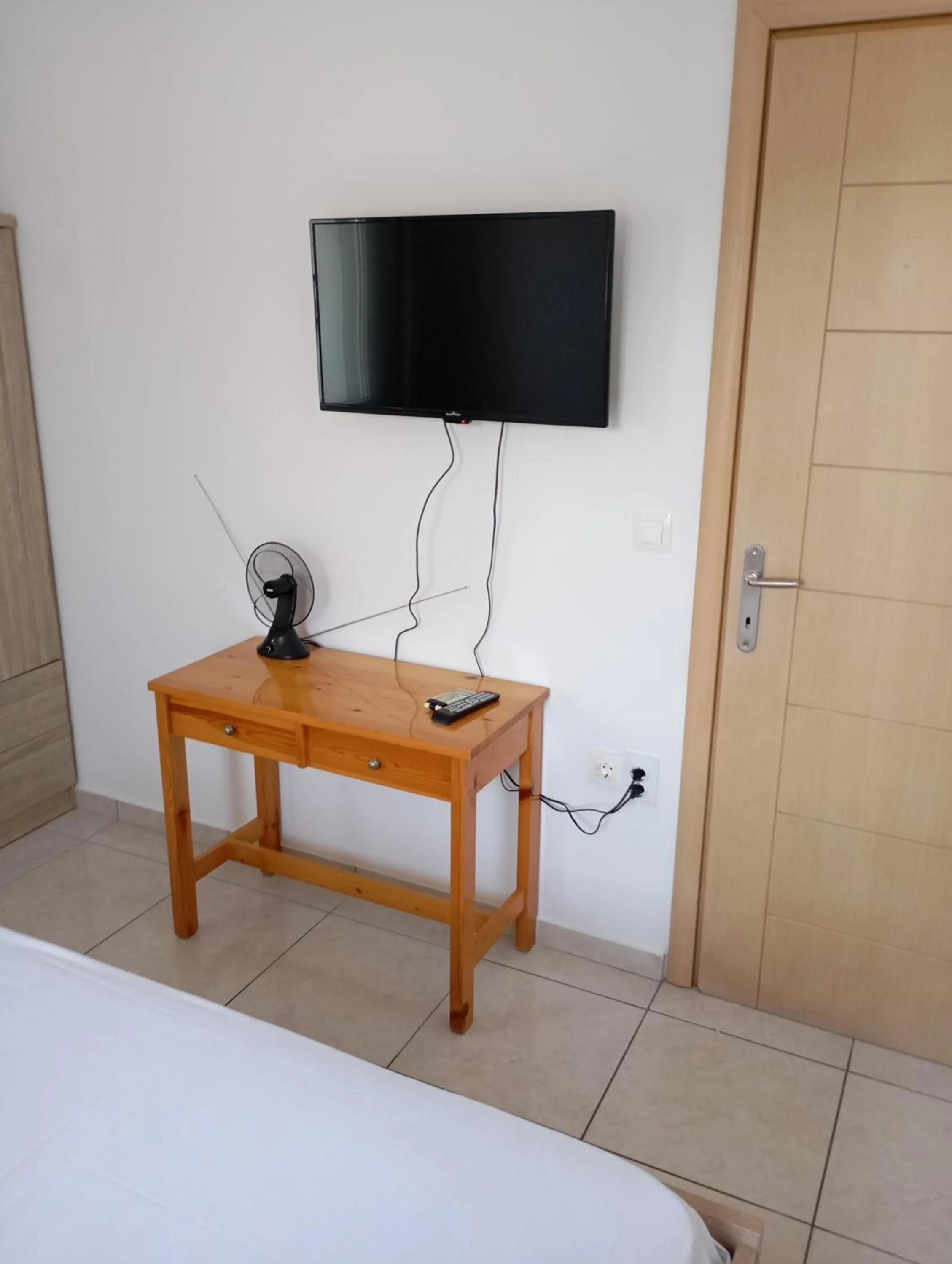 Photo of the whole room in Pyrgos Sofokleous