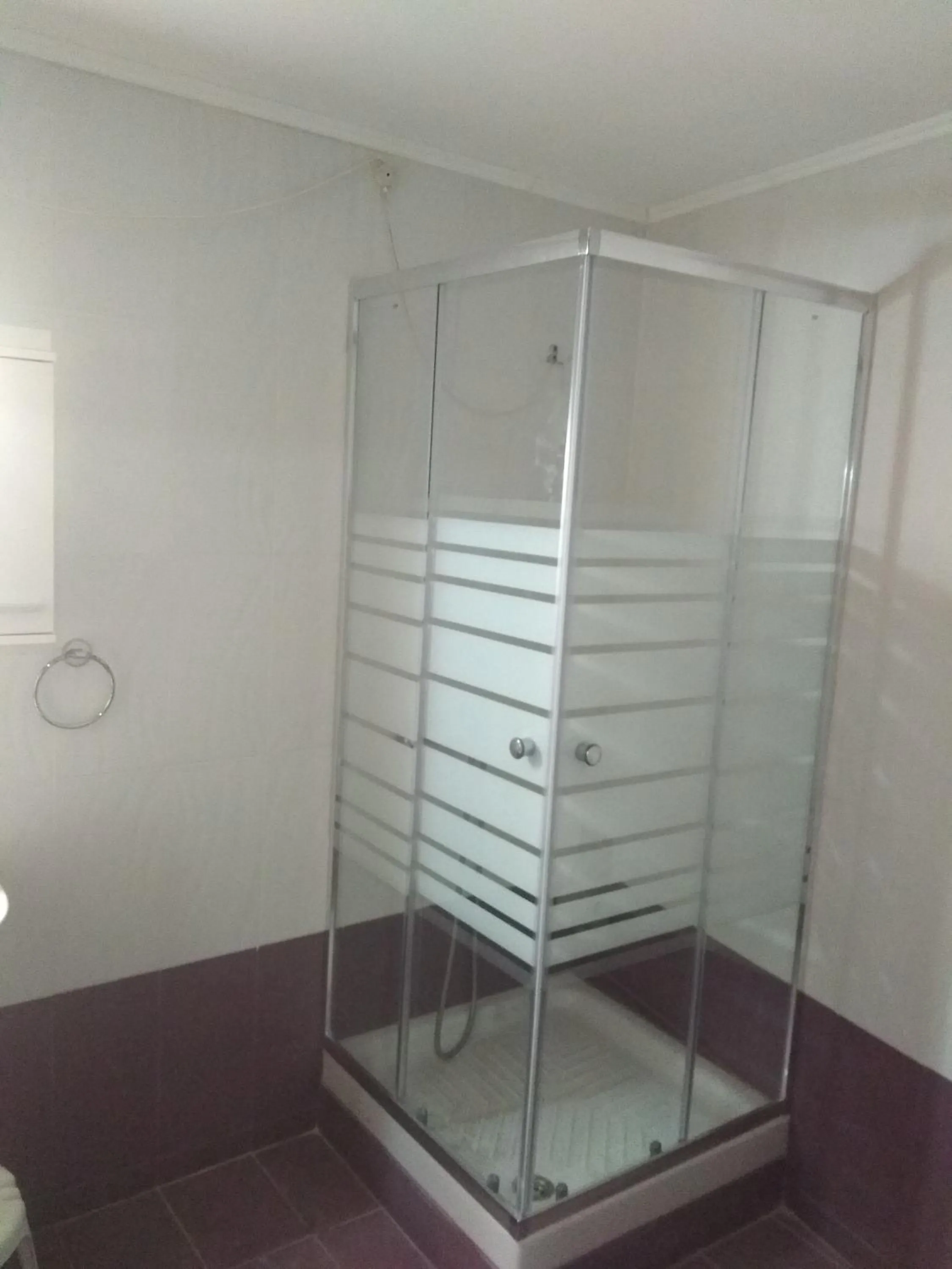 Shower in Pyrgos Sofokleous