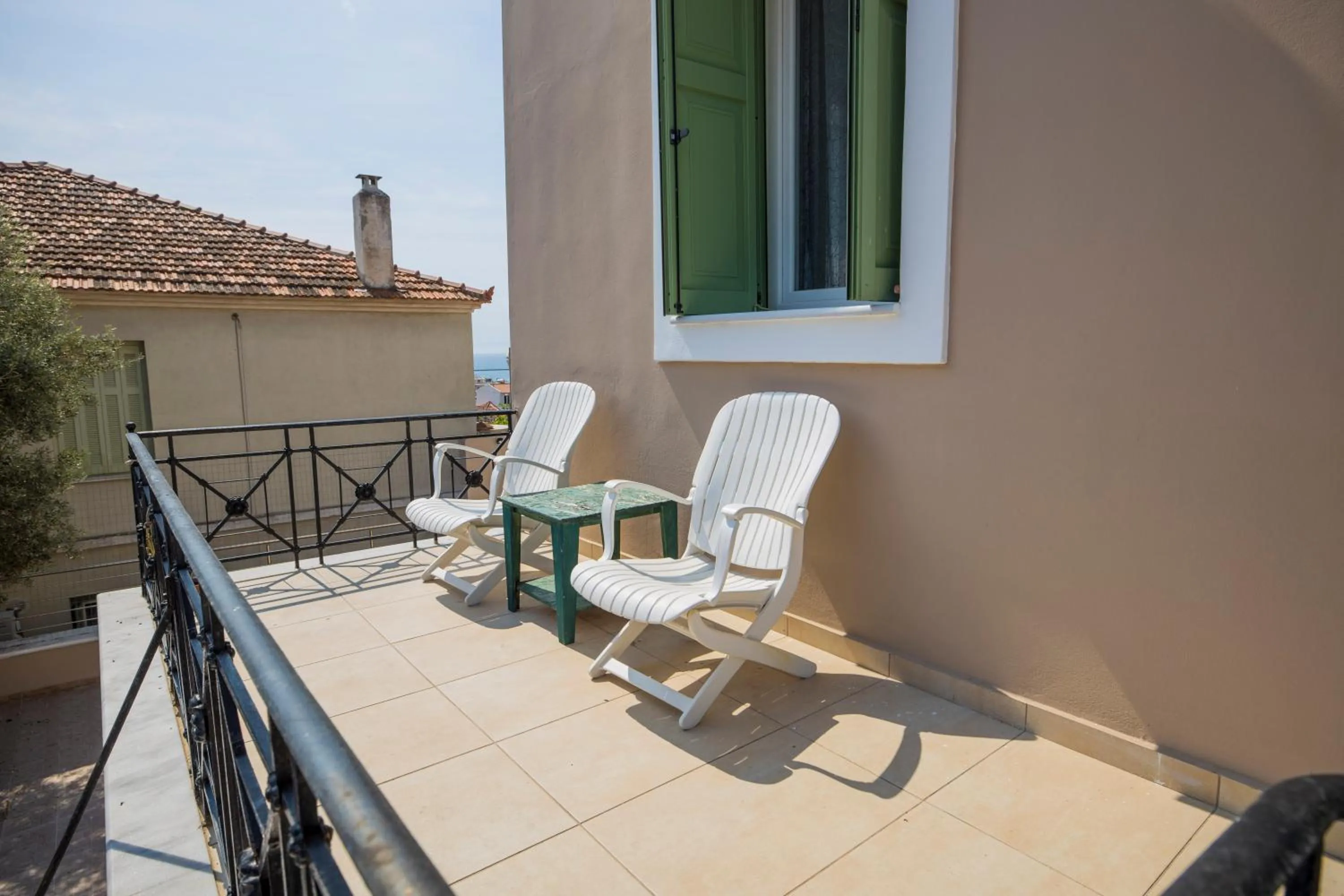 Facade/entrance in Pyrgos Sofokleous