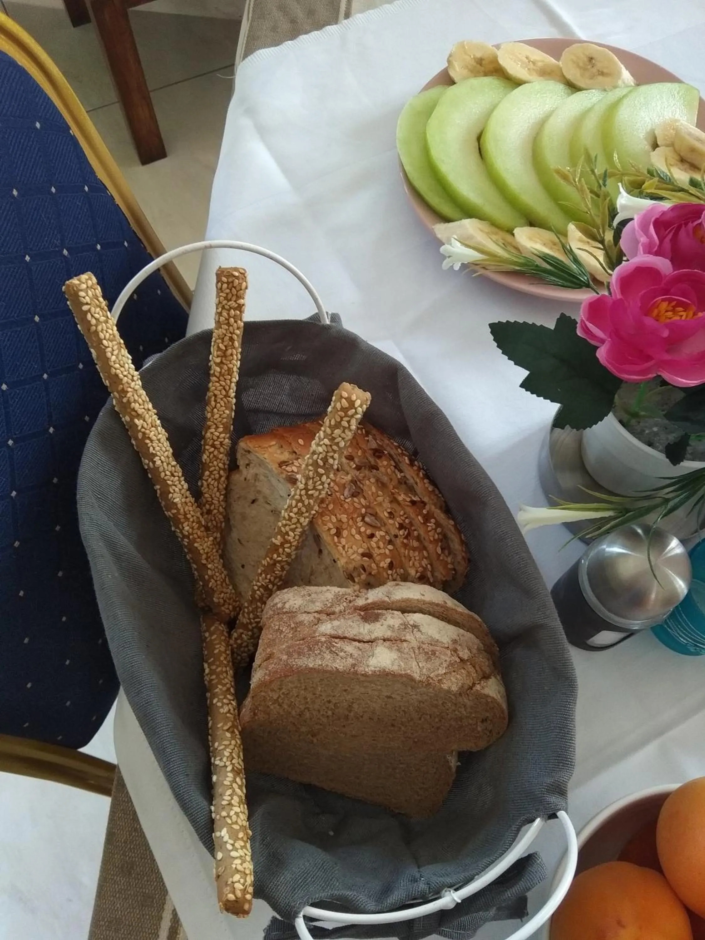 Breakfast in Pyrgos Sofokleous