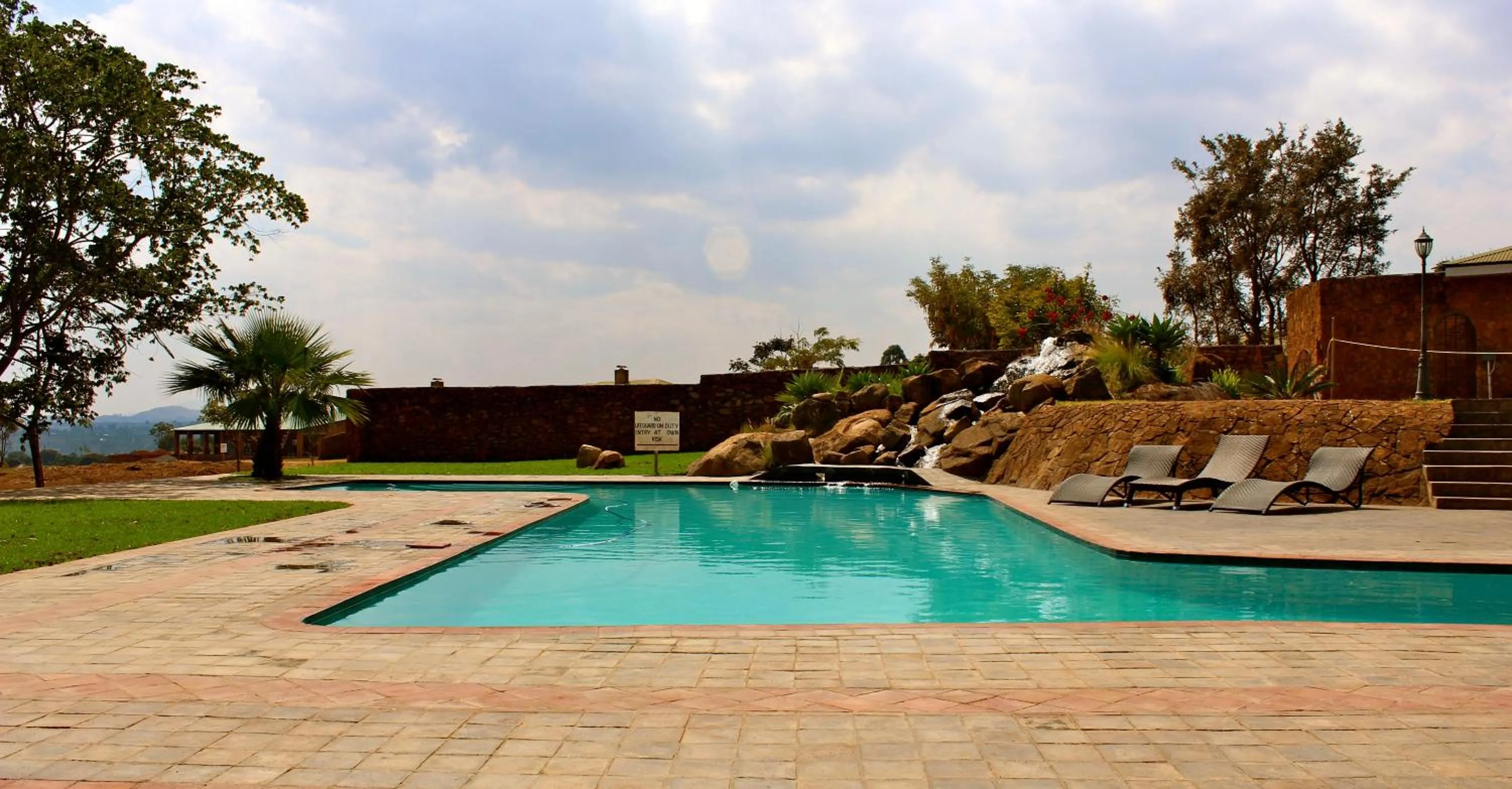 Swimming pool in Game Haven Lodge