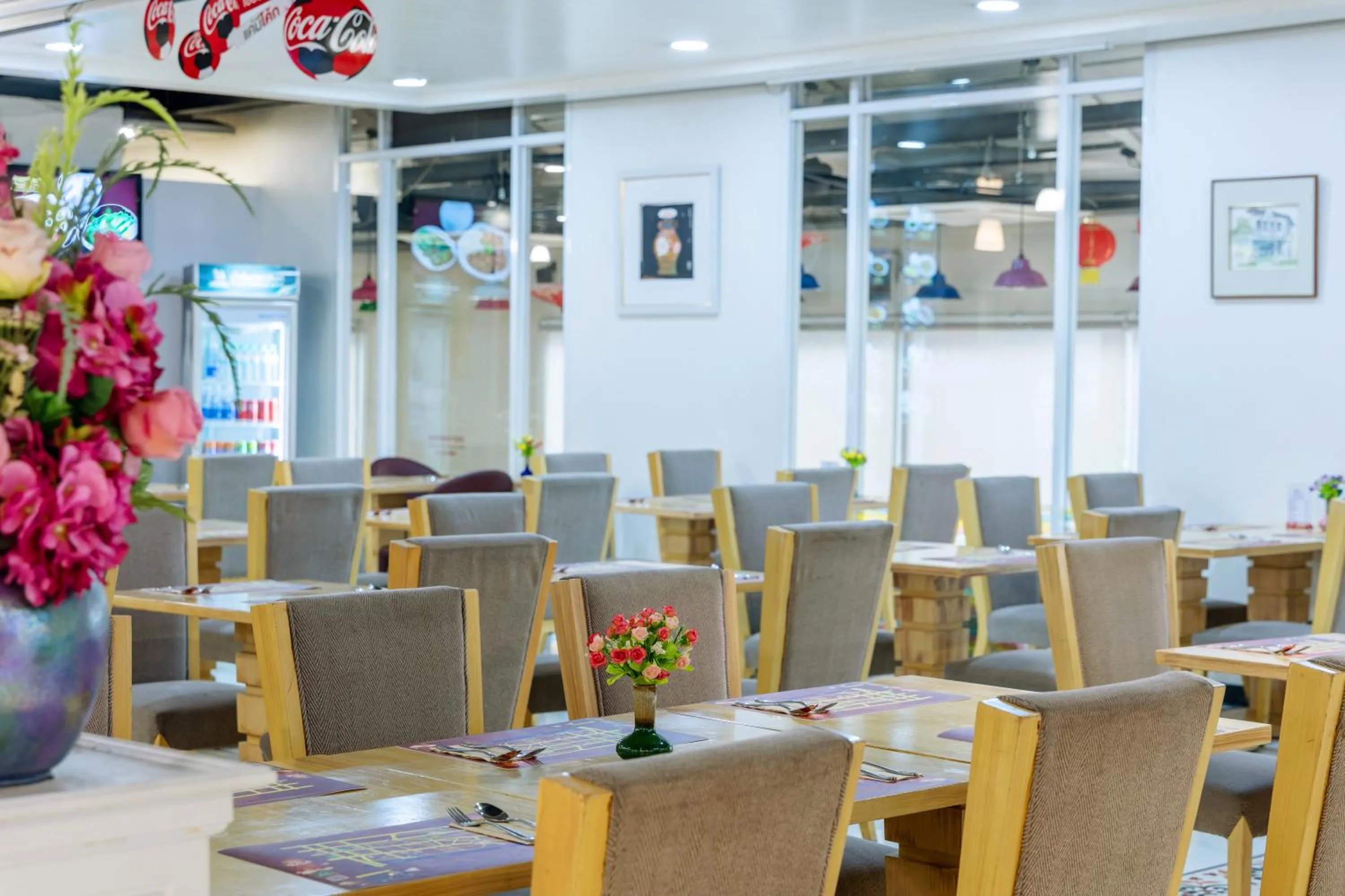 Restaurant/places to eat in Grand China Bangkok