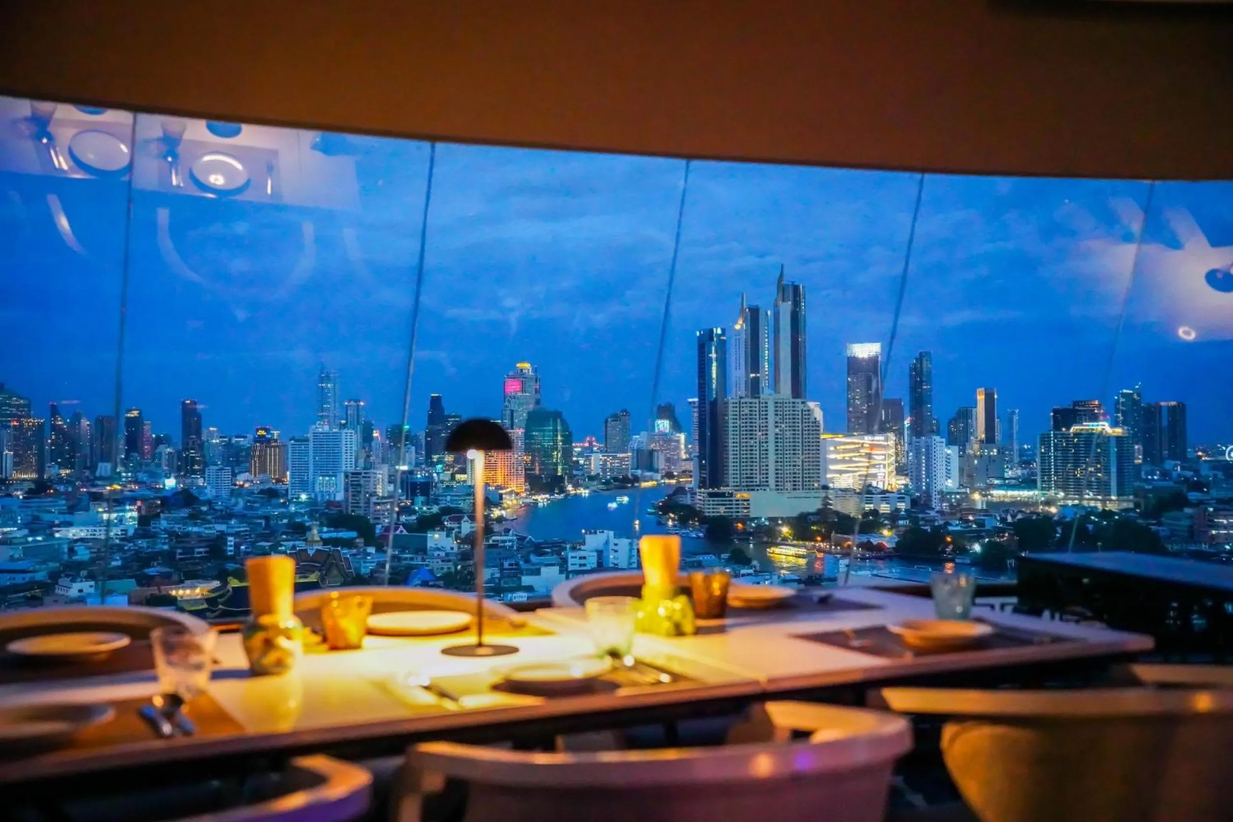 Restaurant/places to eat in Grand China Bangkok