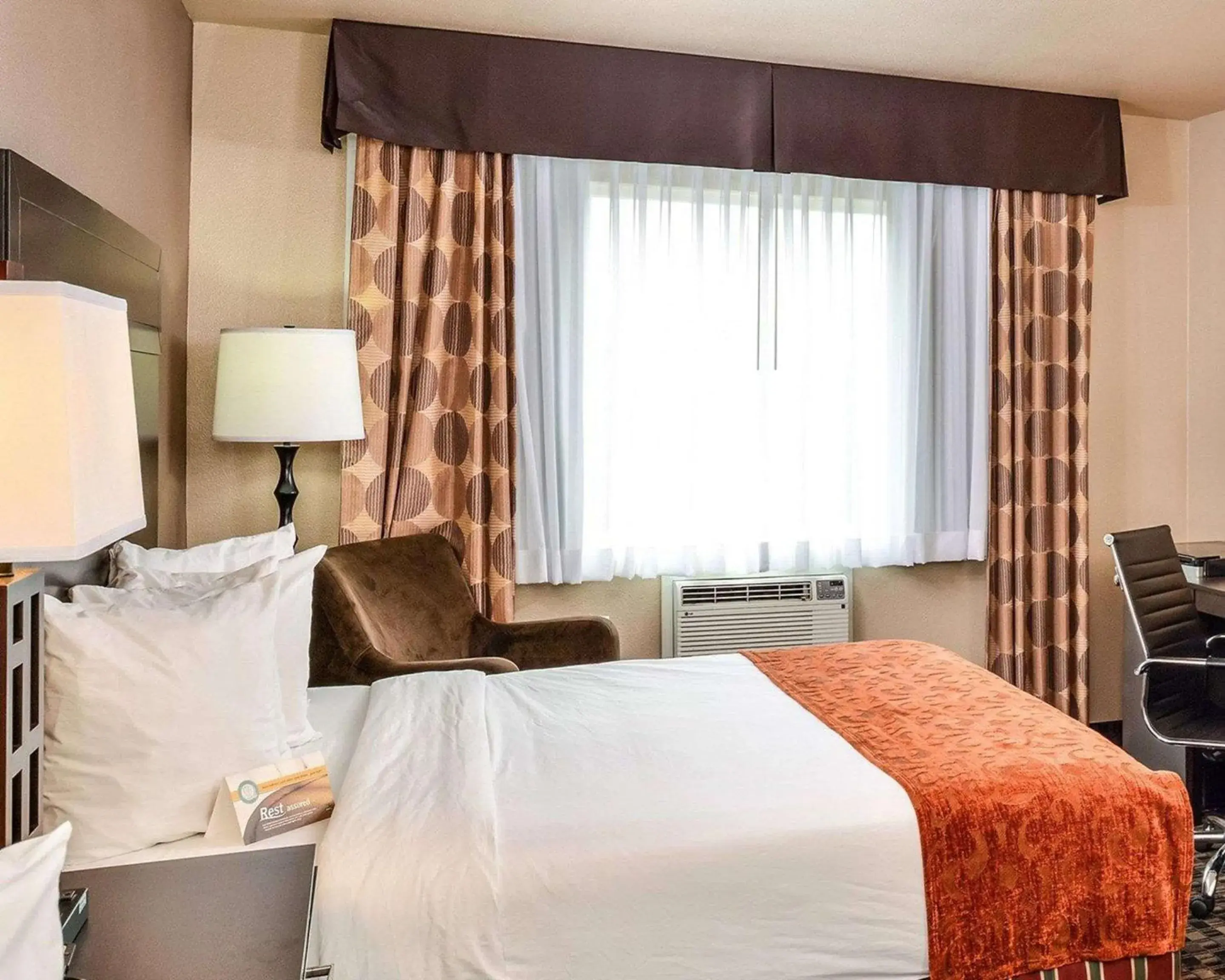 Queen Room - Non-Smoking in Quality Inn Hotel, Kent - Seattle Queen Room - Non-Smoking in Quality Inn Hotel, Kent - Seattle