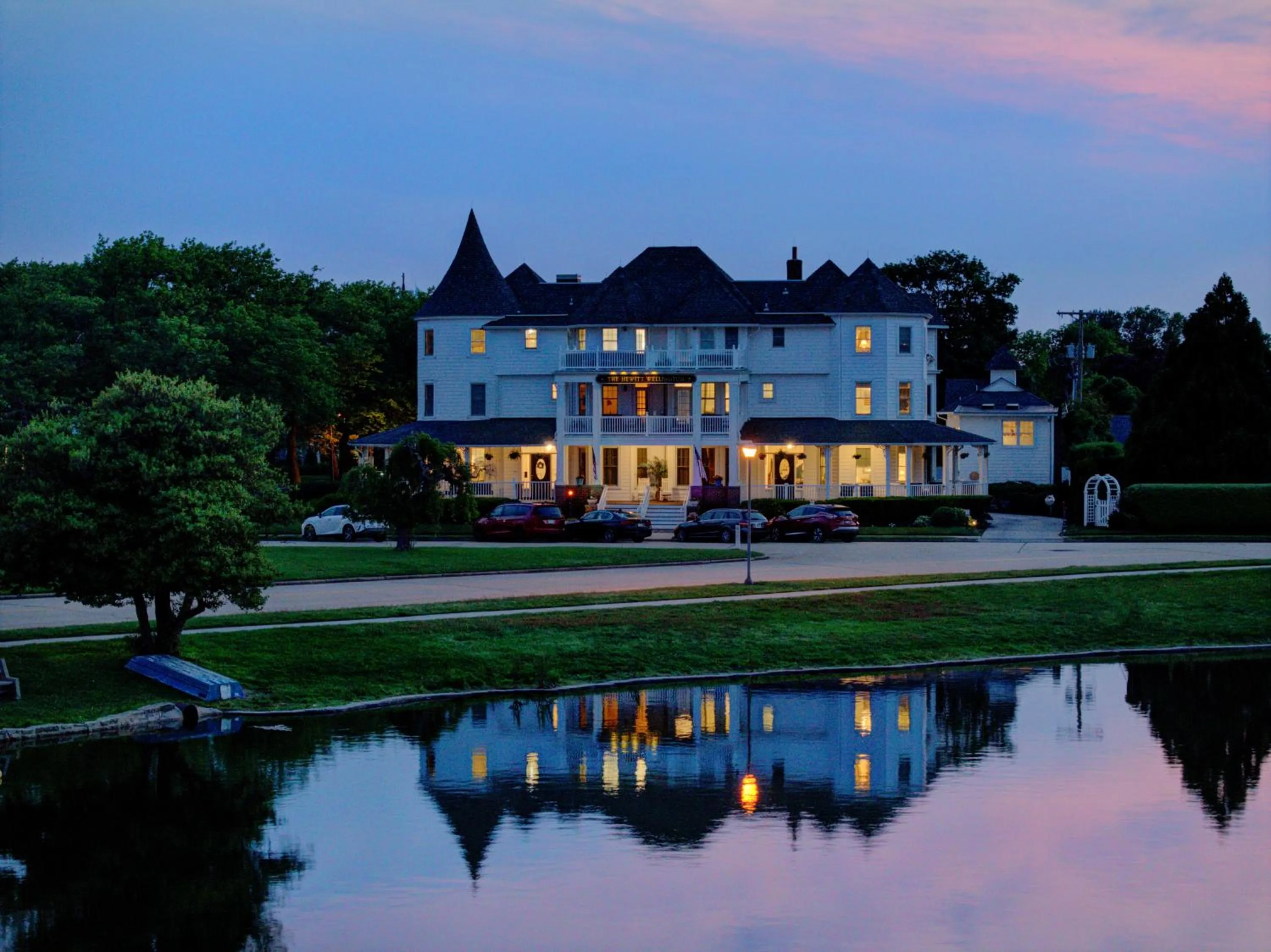 Property building in The Hewitt Wellington Hotel
