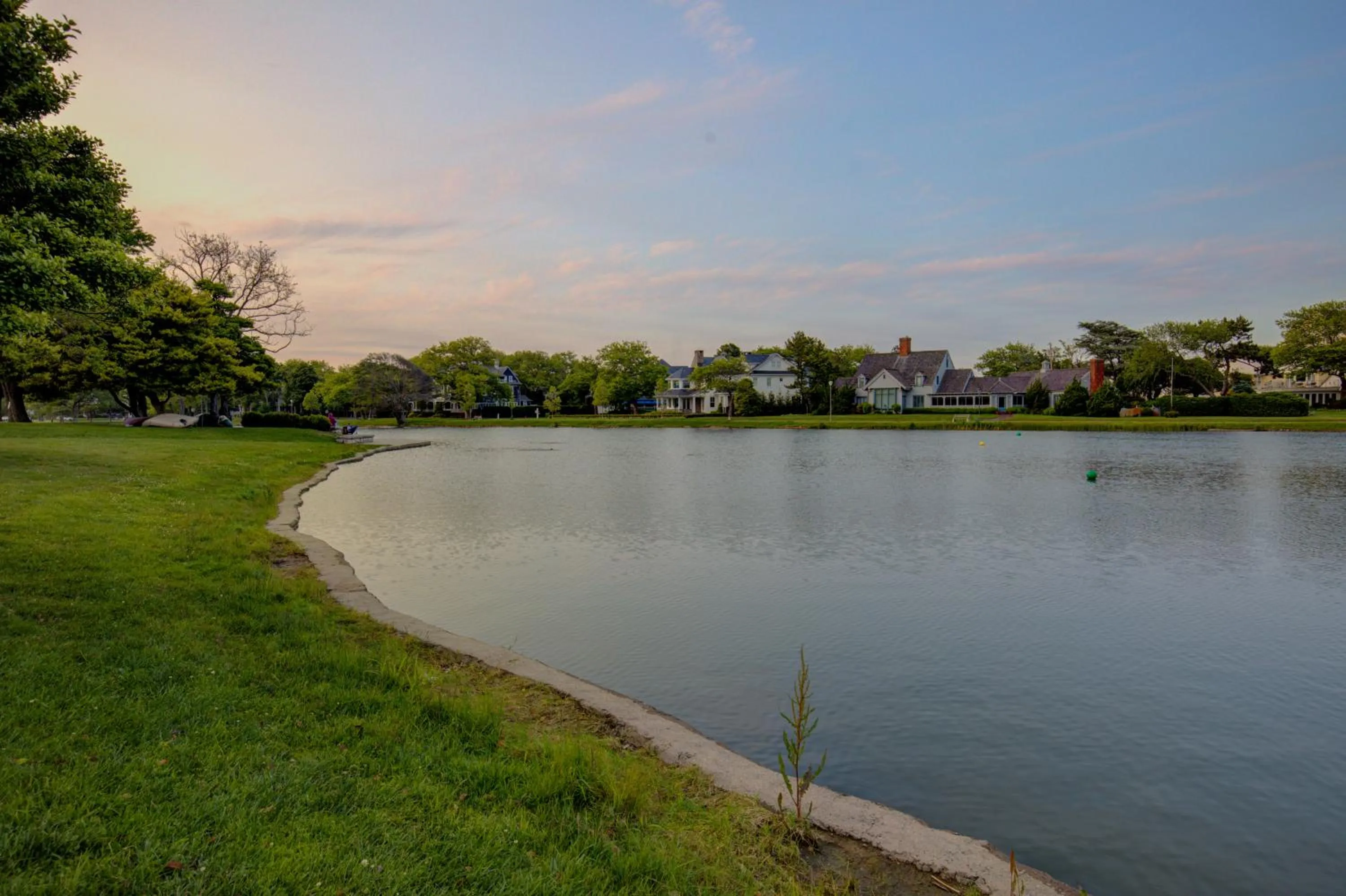 Lake view in The Hewitt Wellington Hotel