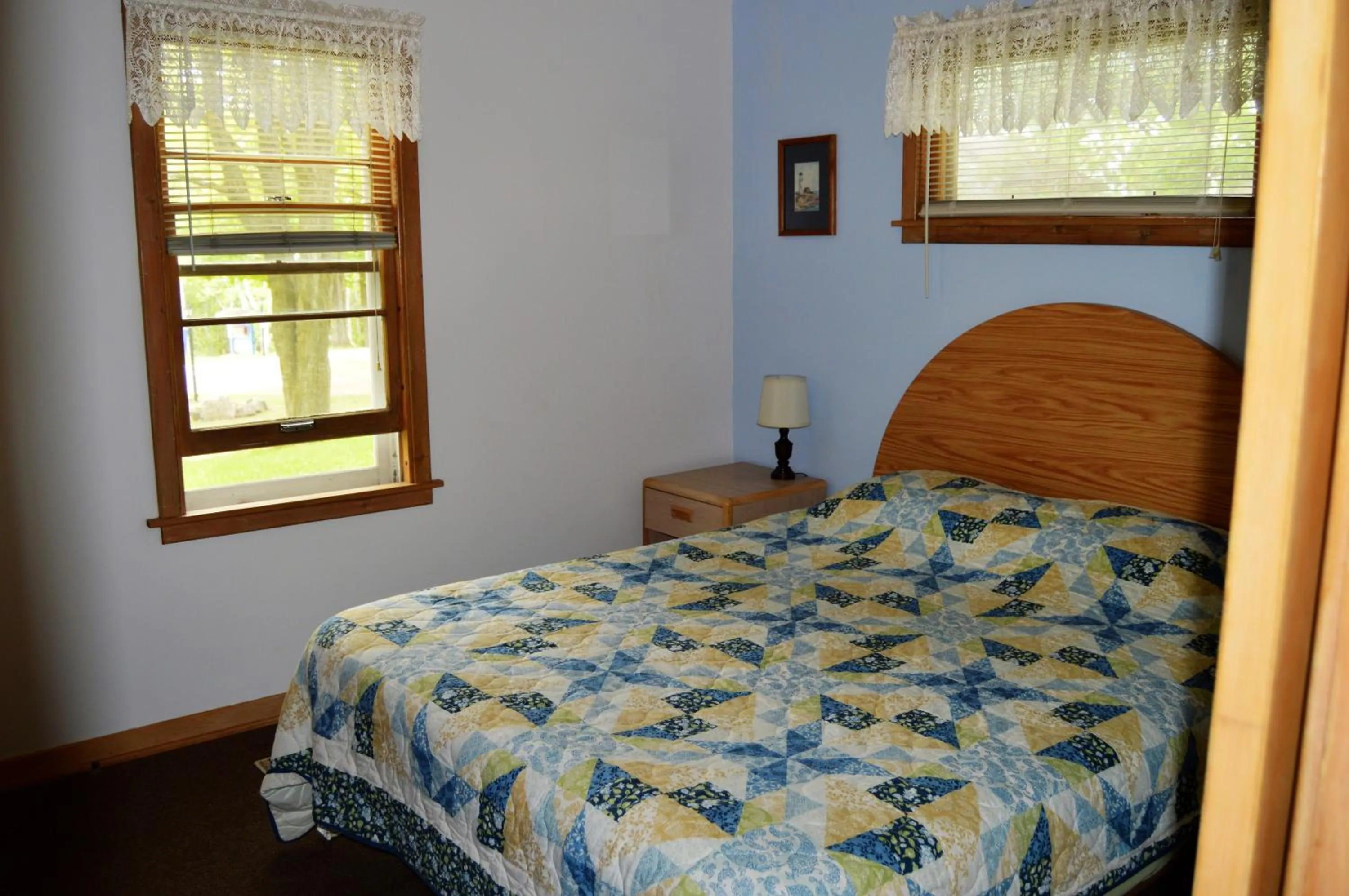 Bedroom, Bed in Baileys Sunset Cottages
