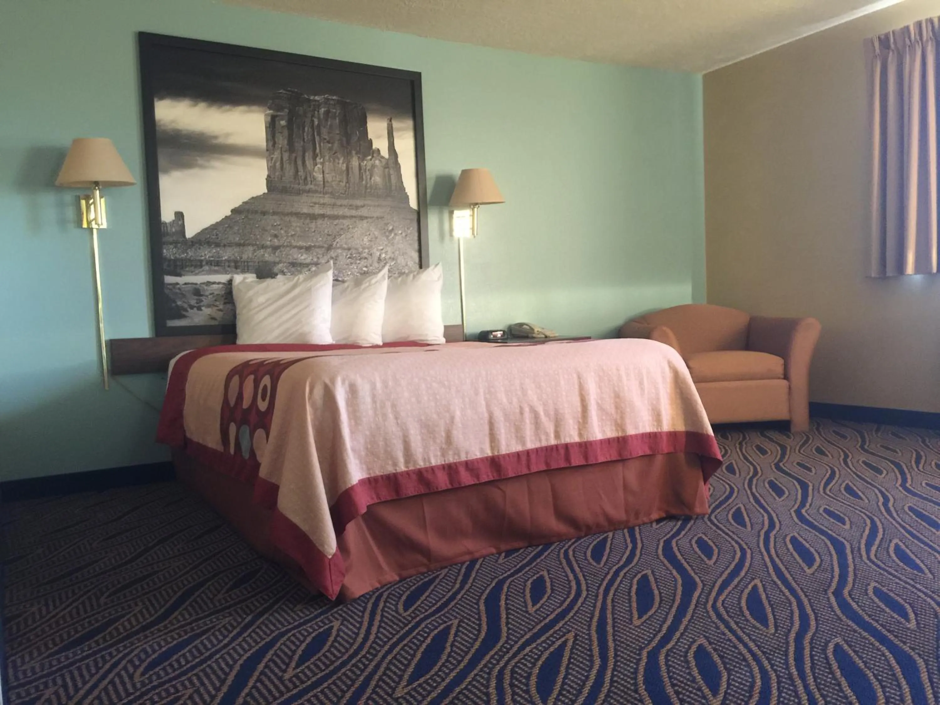 Bed in Super 8 by Wyndham Cedar City