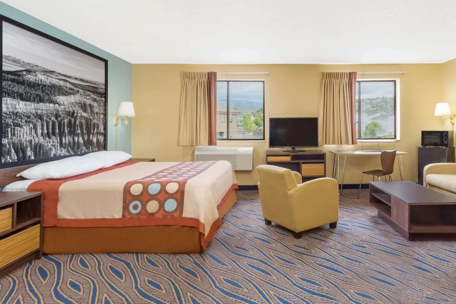 Bed in Super 8 by Wyndham Cedar City