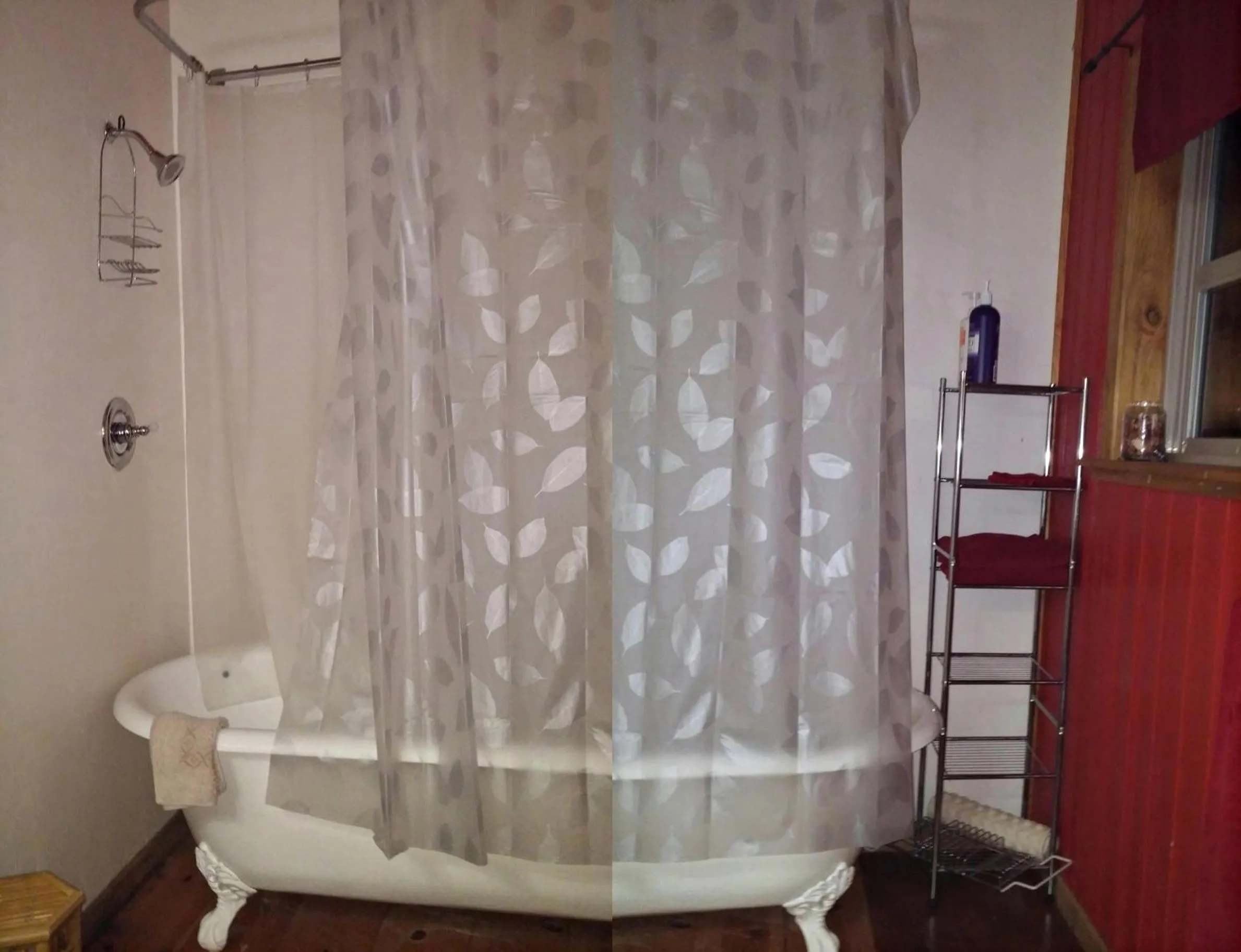 Shower in DiamondStone Guest Lodges