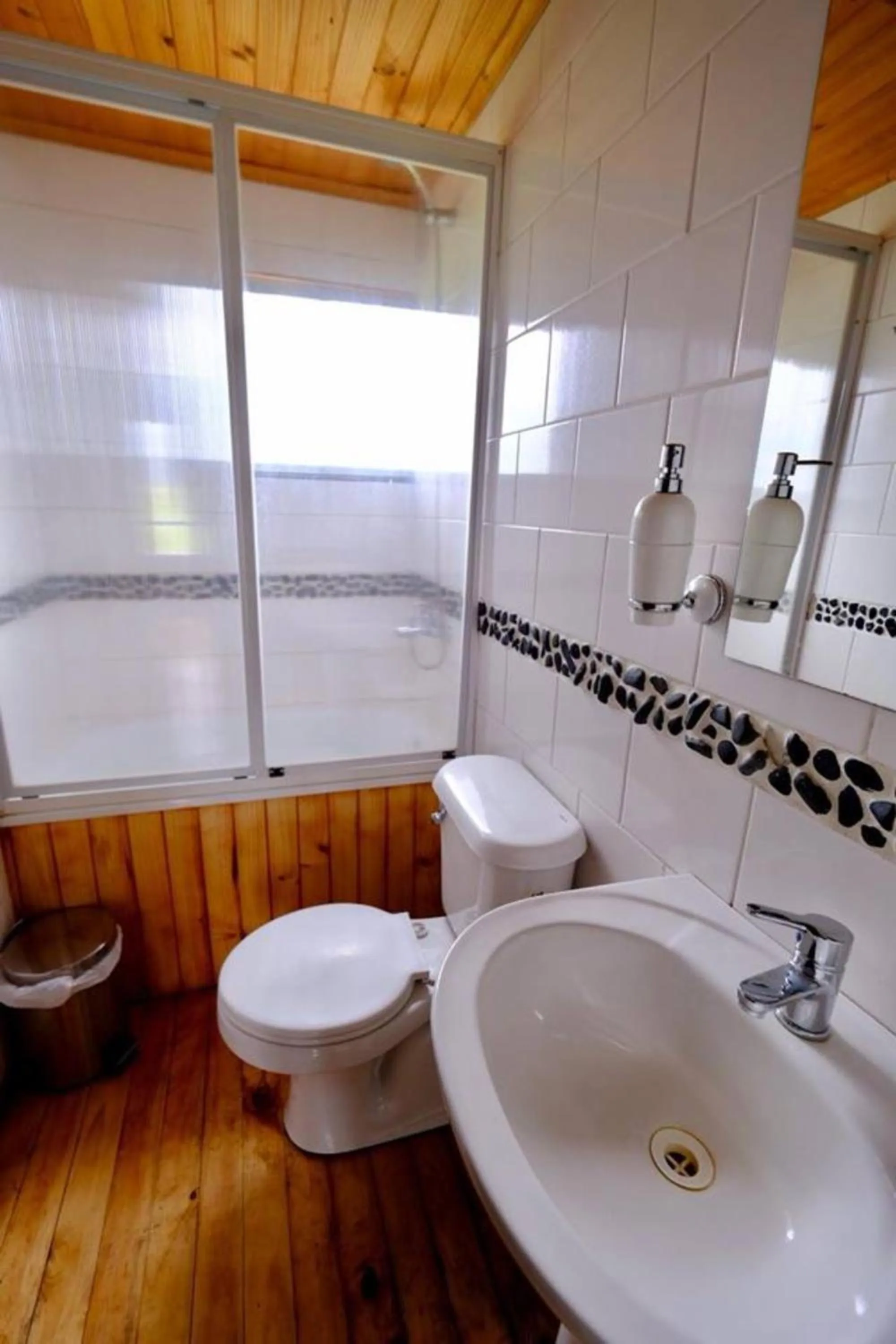 Double Room with Private External Bathroom in Vista al Paine - Refugio de Aventura