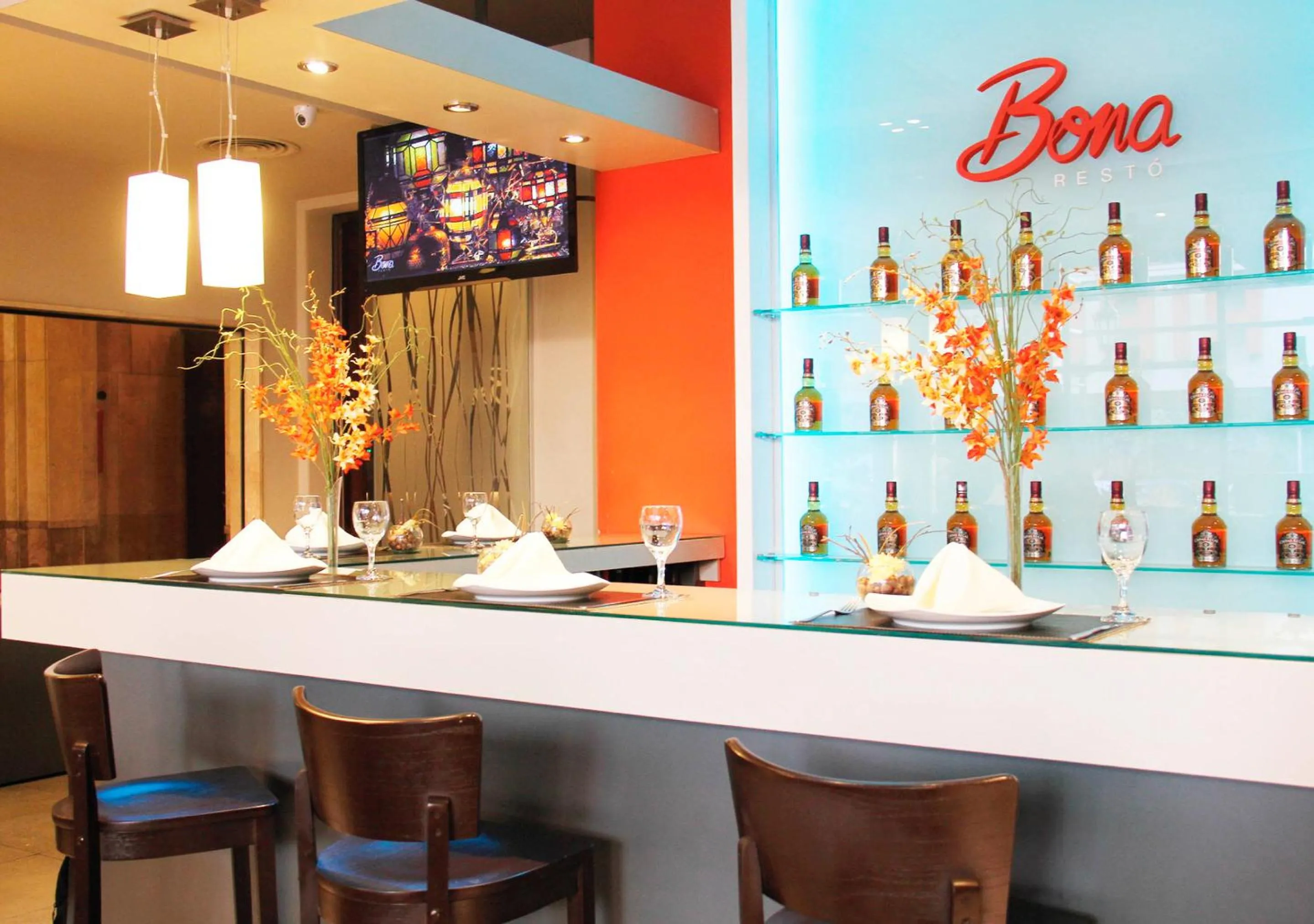 Restaurant/places to eat in Hotel Carlos V