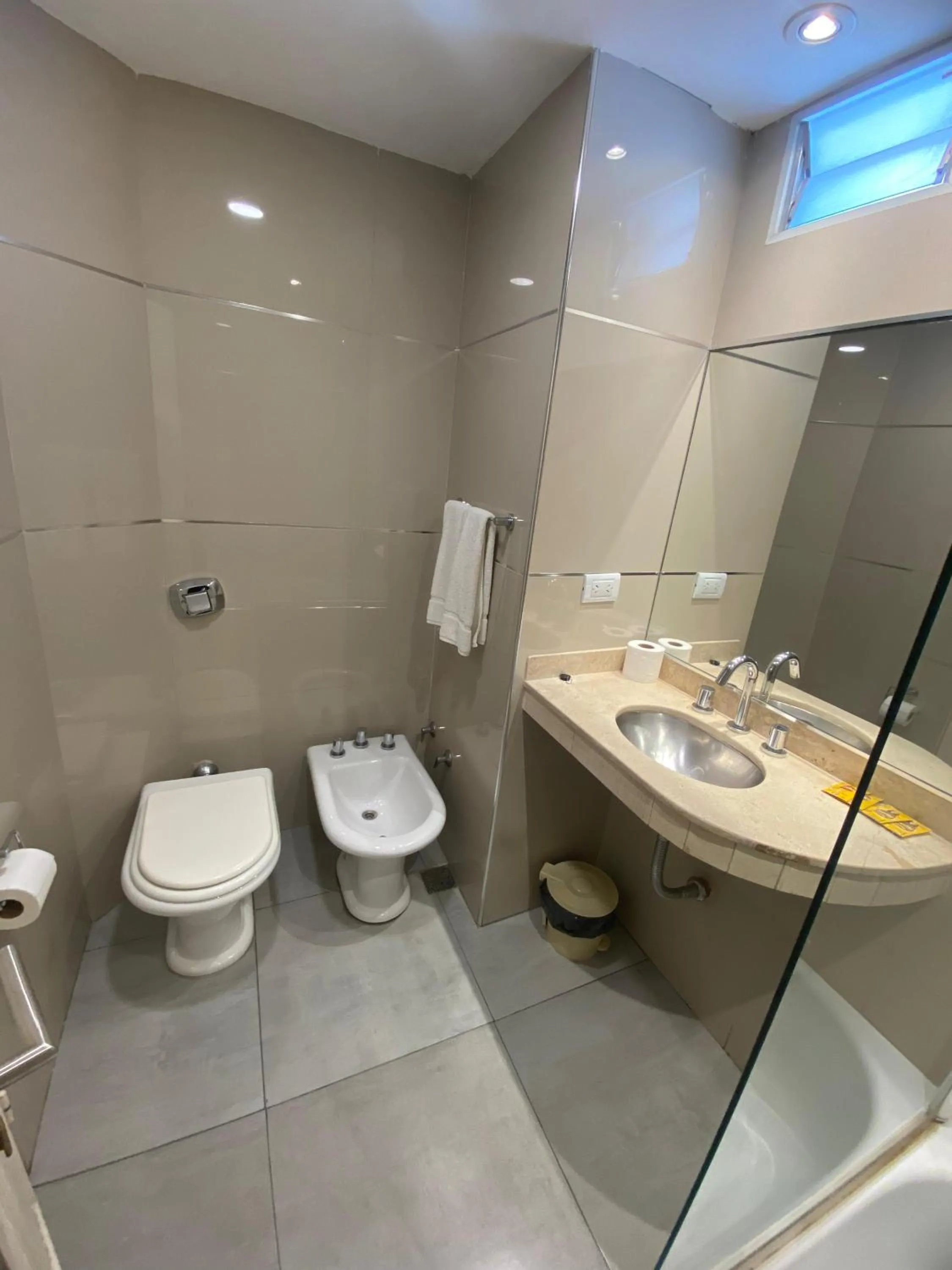 Bathroom in Hotel Metropol