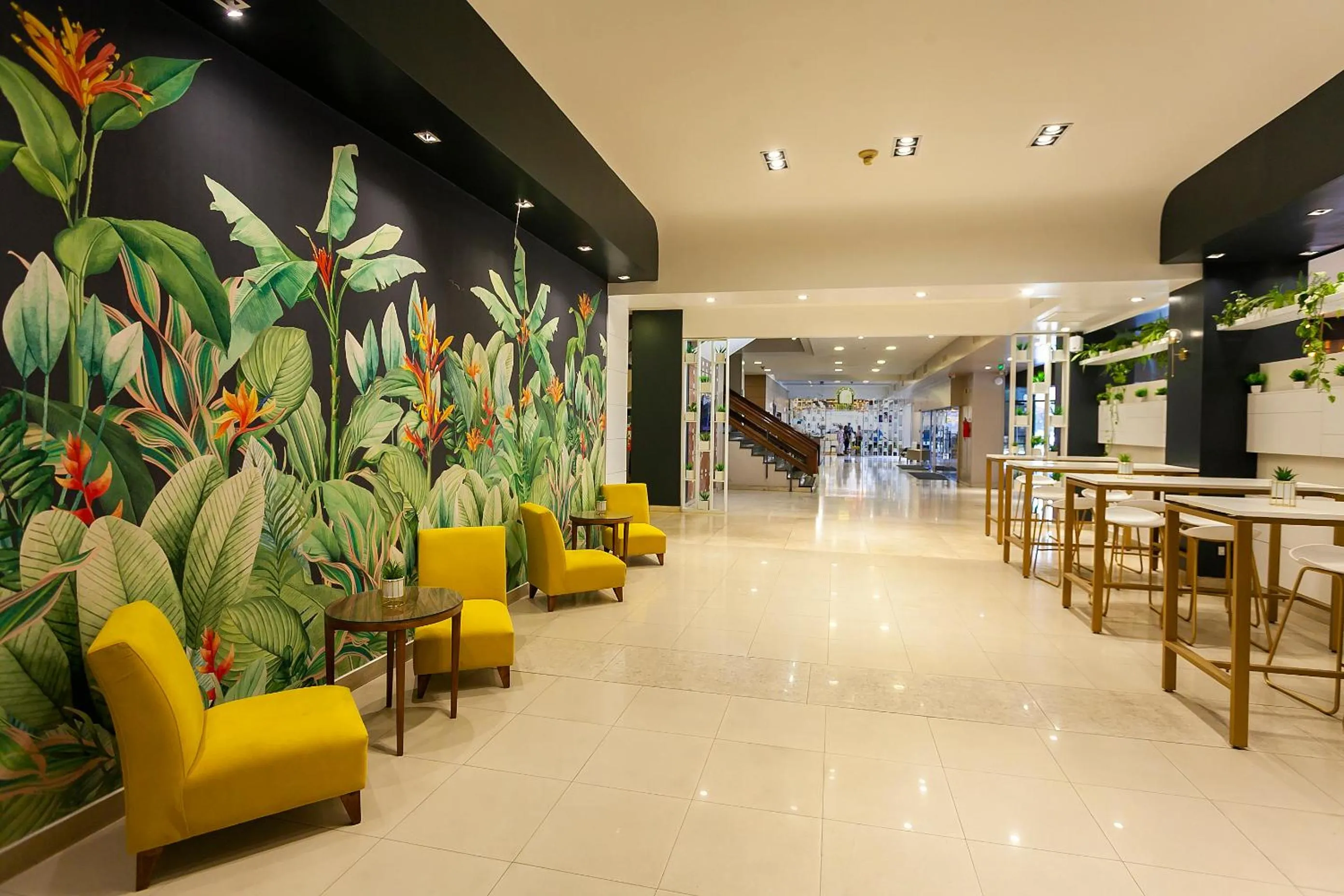 Seating area in Hotel Catalinas Tucuman