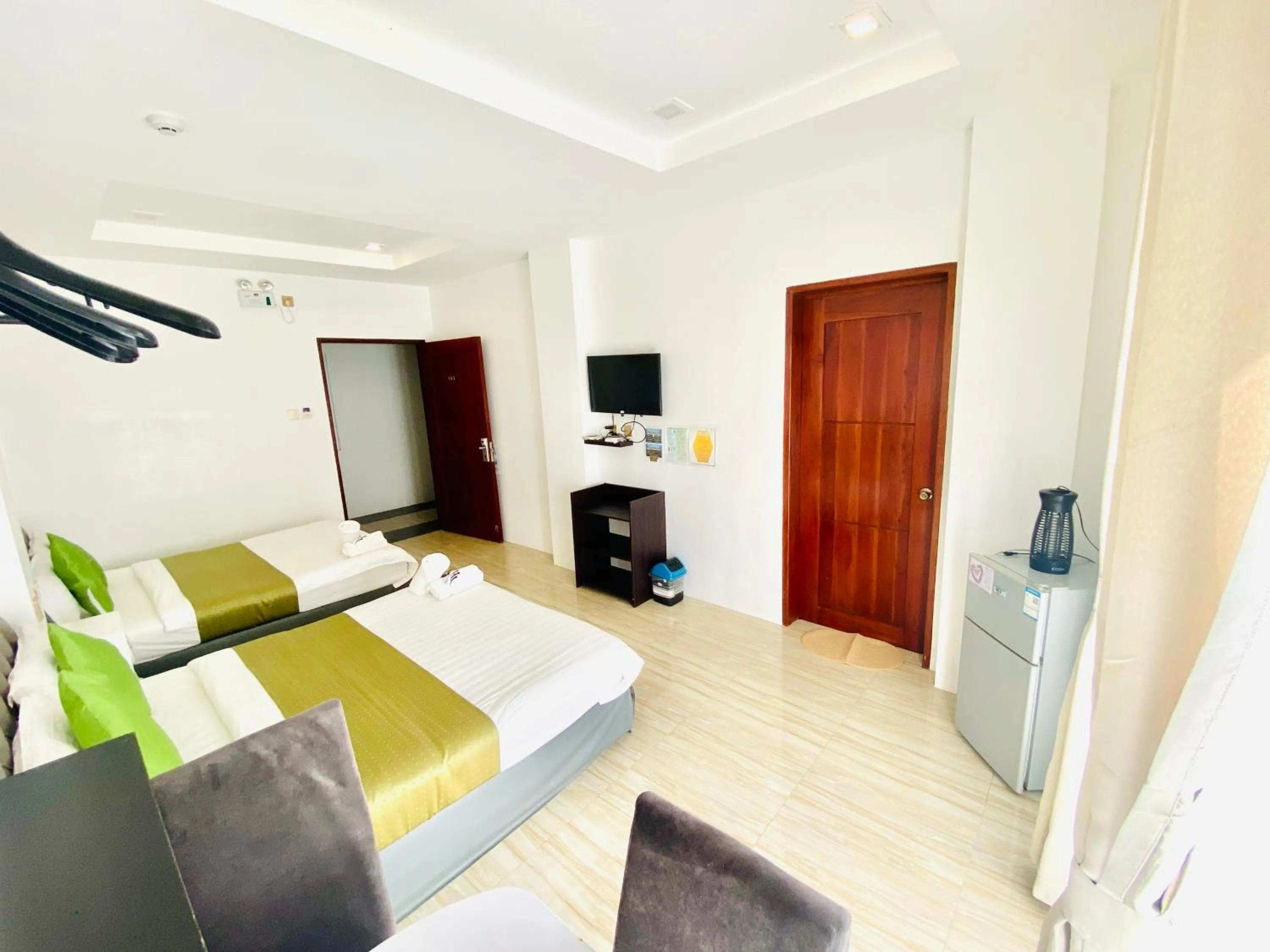 Bed in Mirage Suites de Boracay