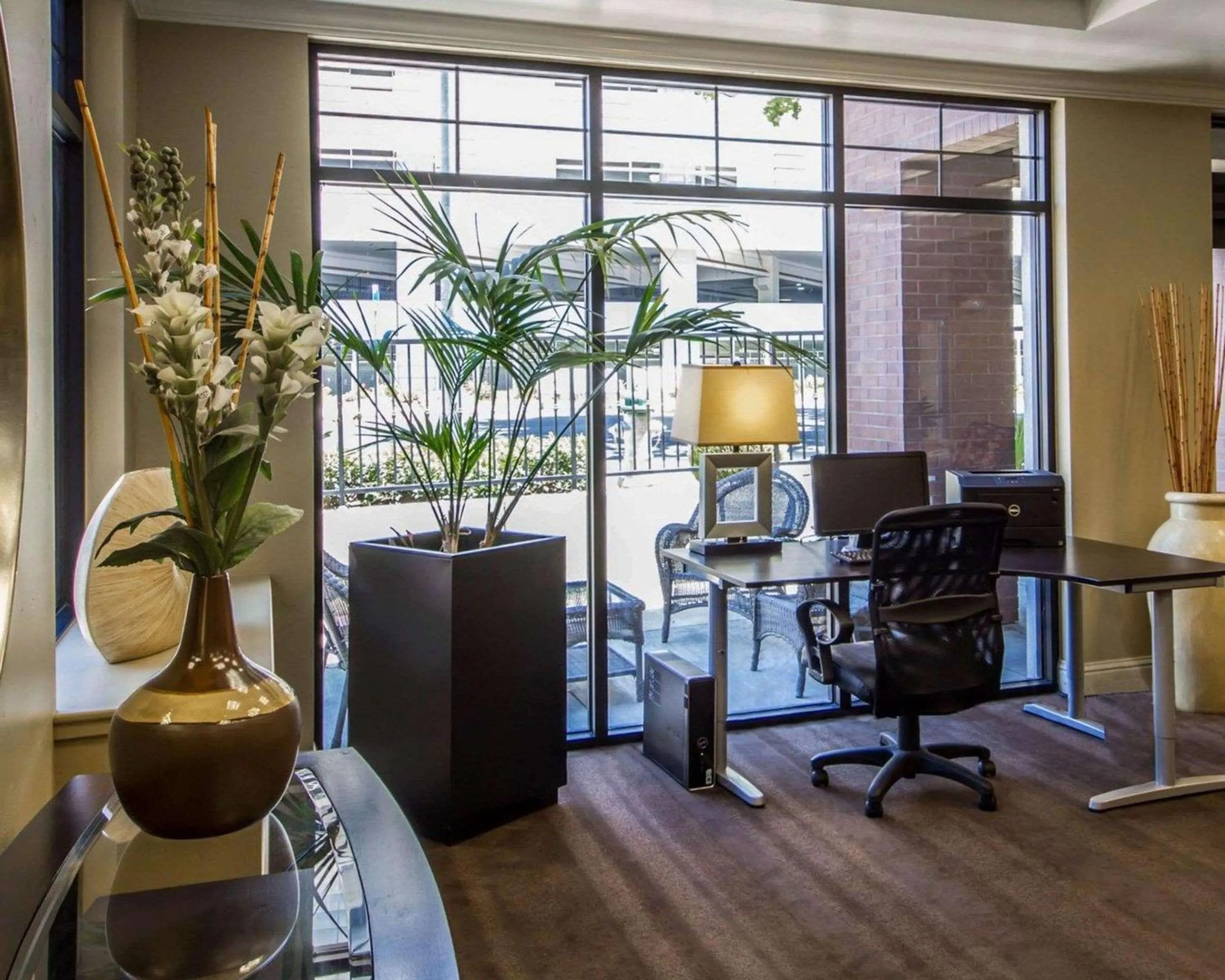 Lobby or reception in Hotel Med Park, an Ascend Collection Hotel