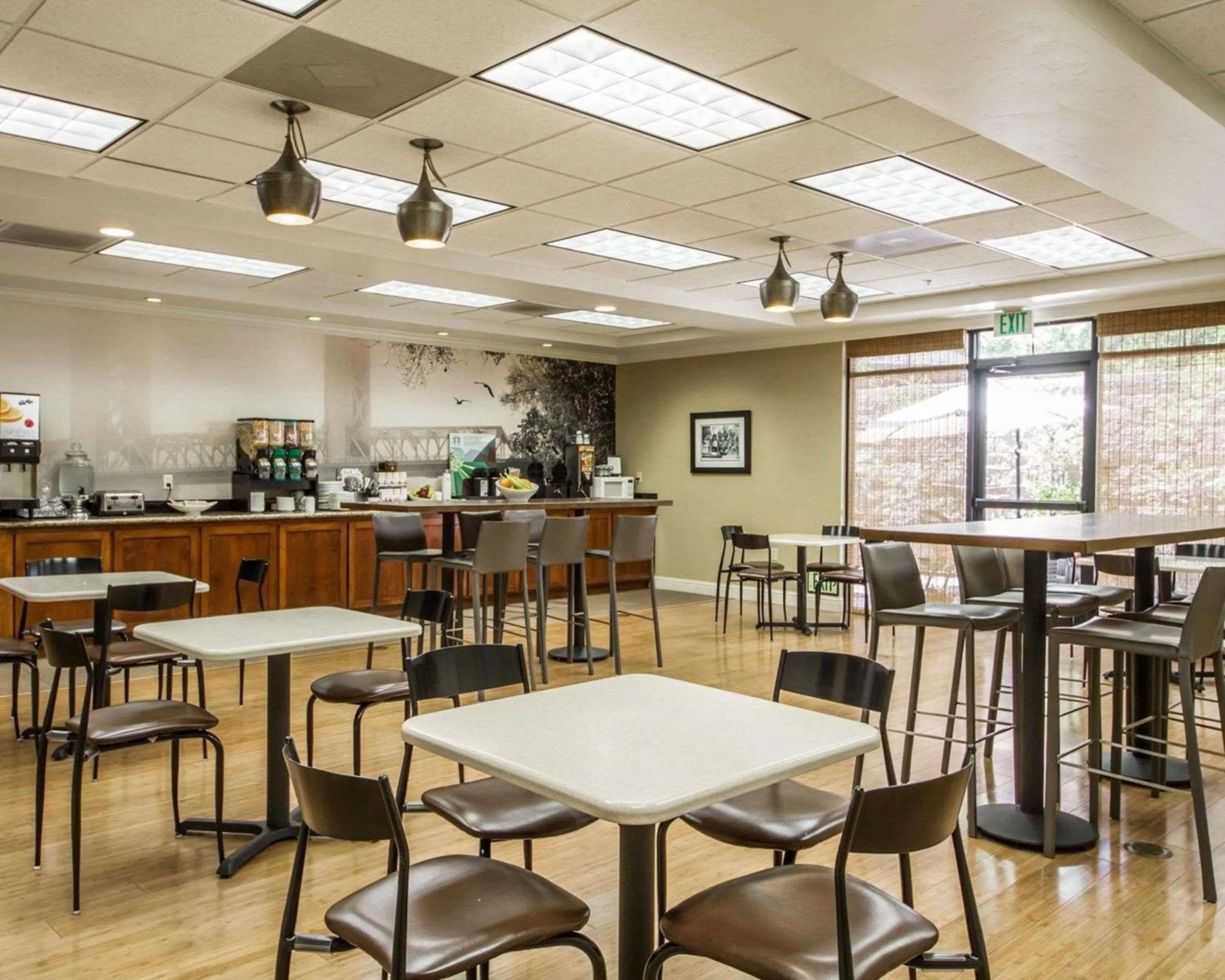 Breakfast in Hotel Med Park, an Ascend Collection Hotel