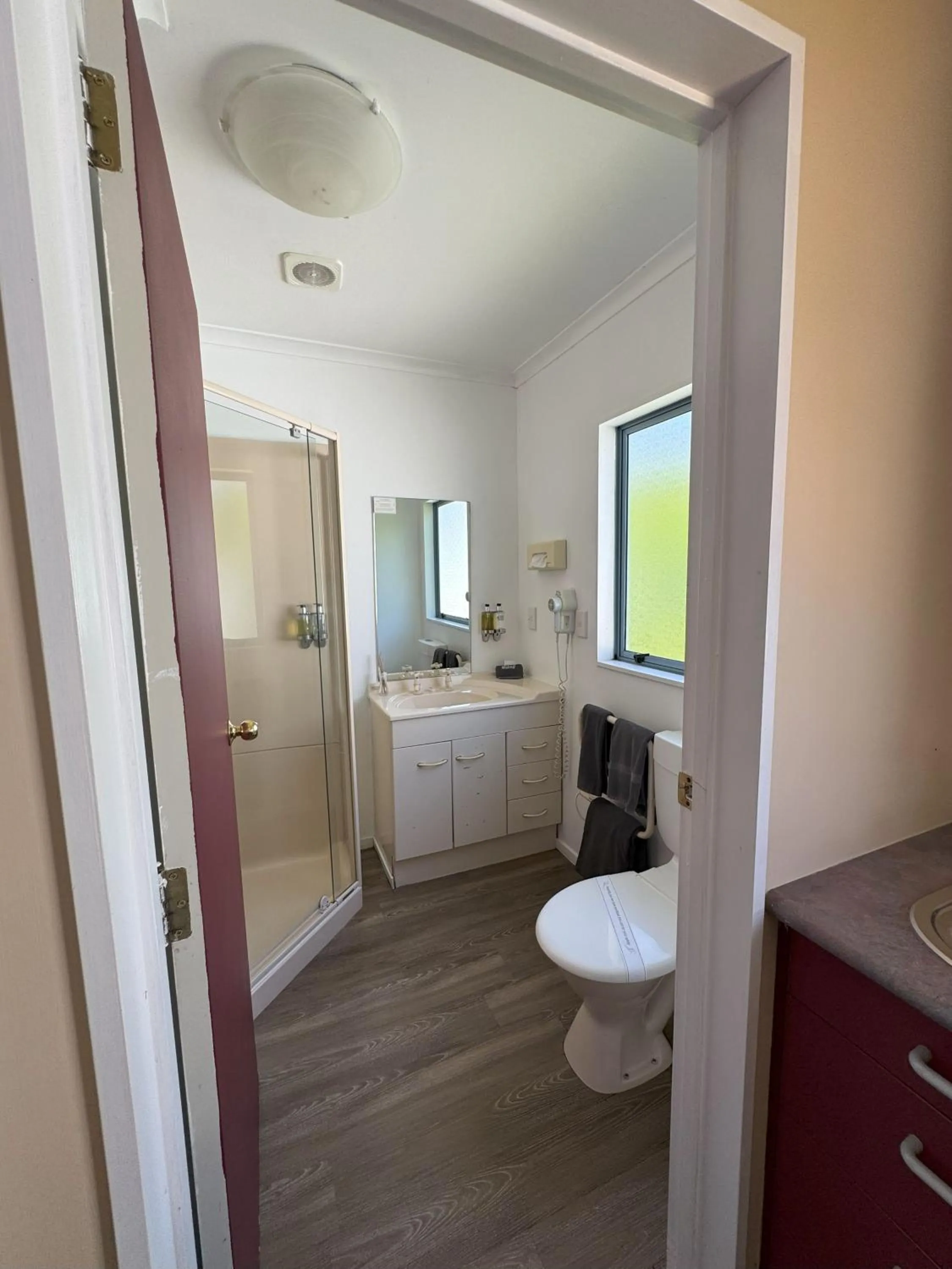 Bathroom in Aldan Lodge