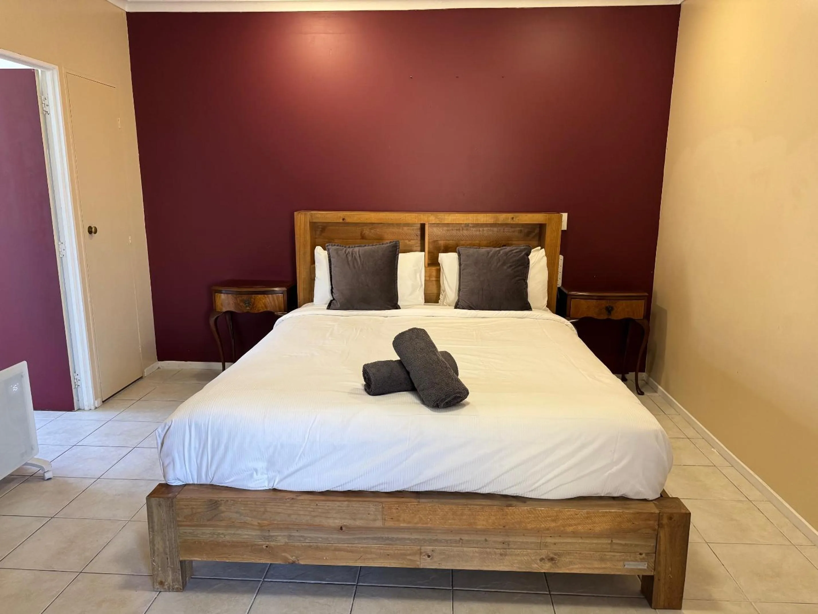 Bed in Aldan Lodge
