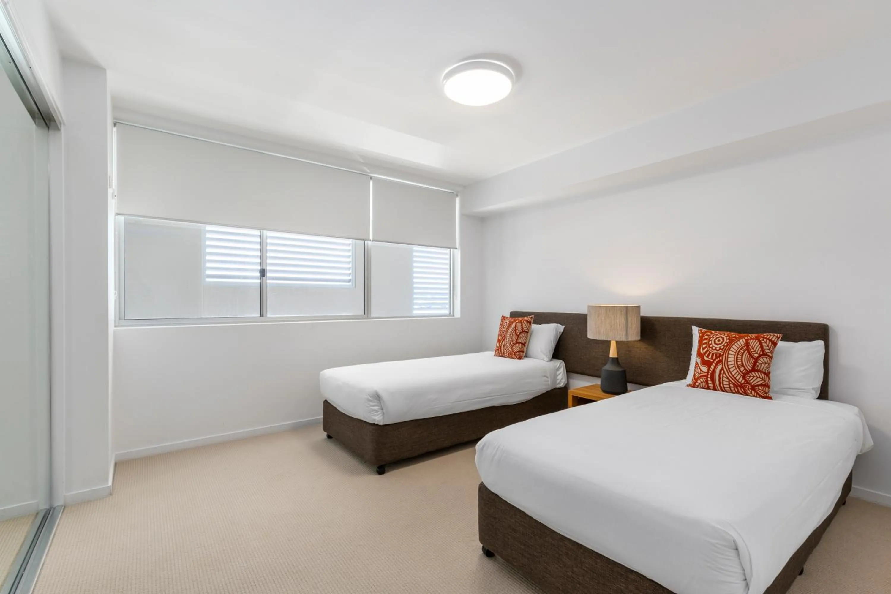 Bedroom, Bed in Echelon Apartments Yeppoon