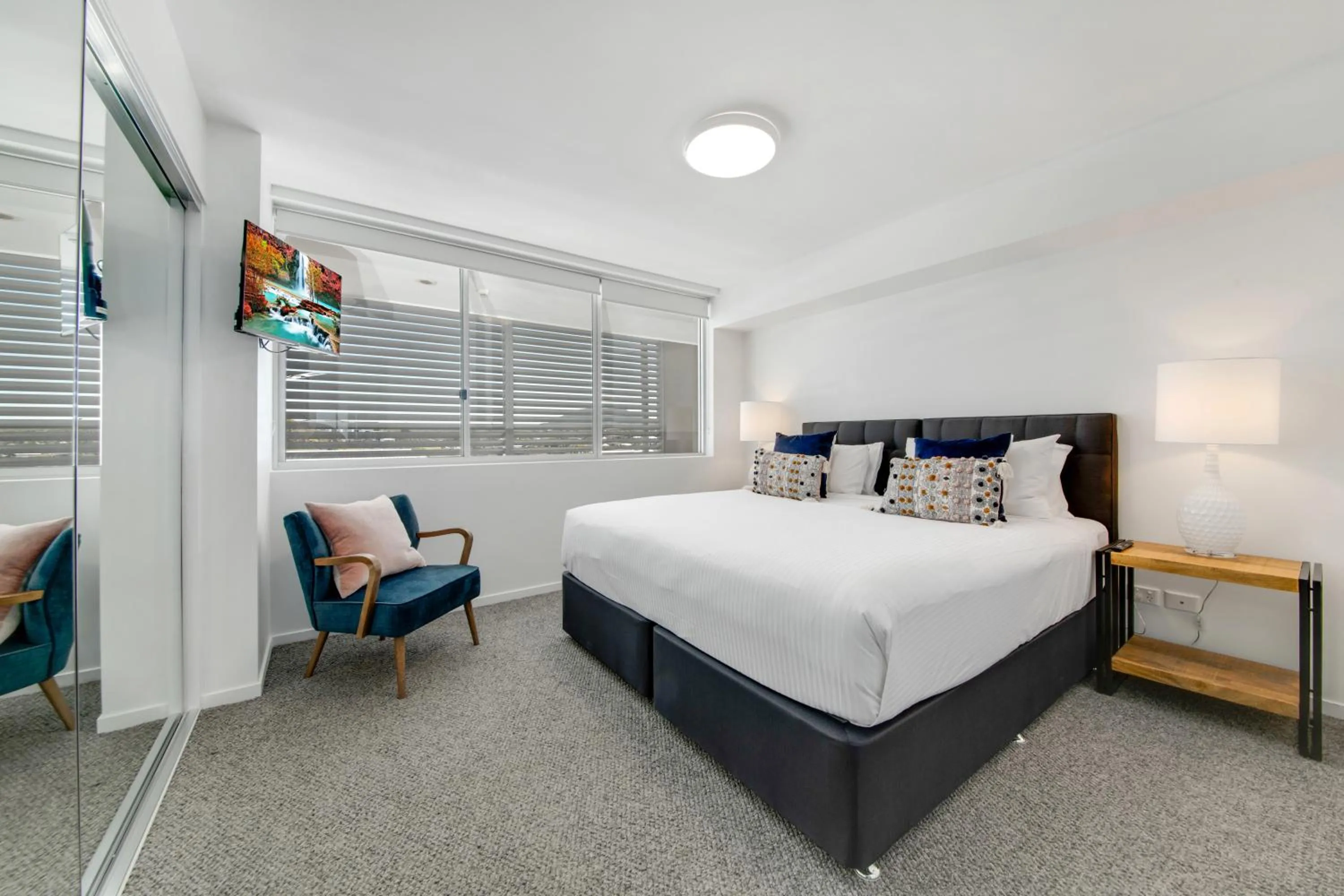 Bedroom, Bed in Echelon Apartments Yeppoon