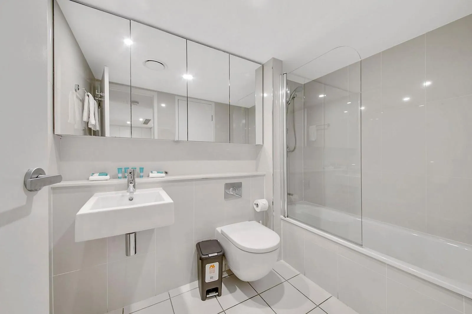 Toilet in Echelon Apartments Yeppoon