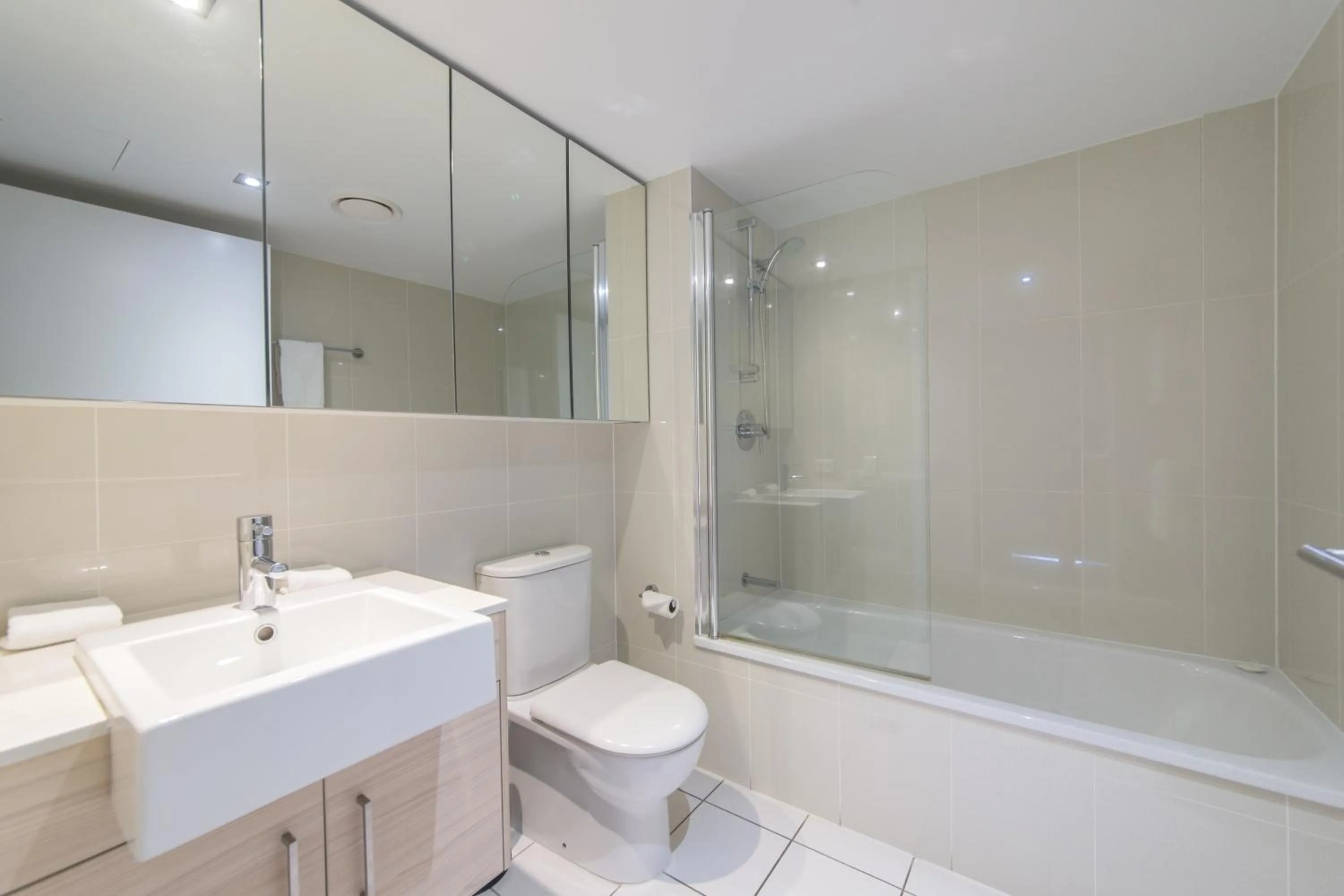 Shower in Echelon Apartments Yeppoon