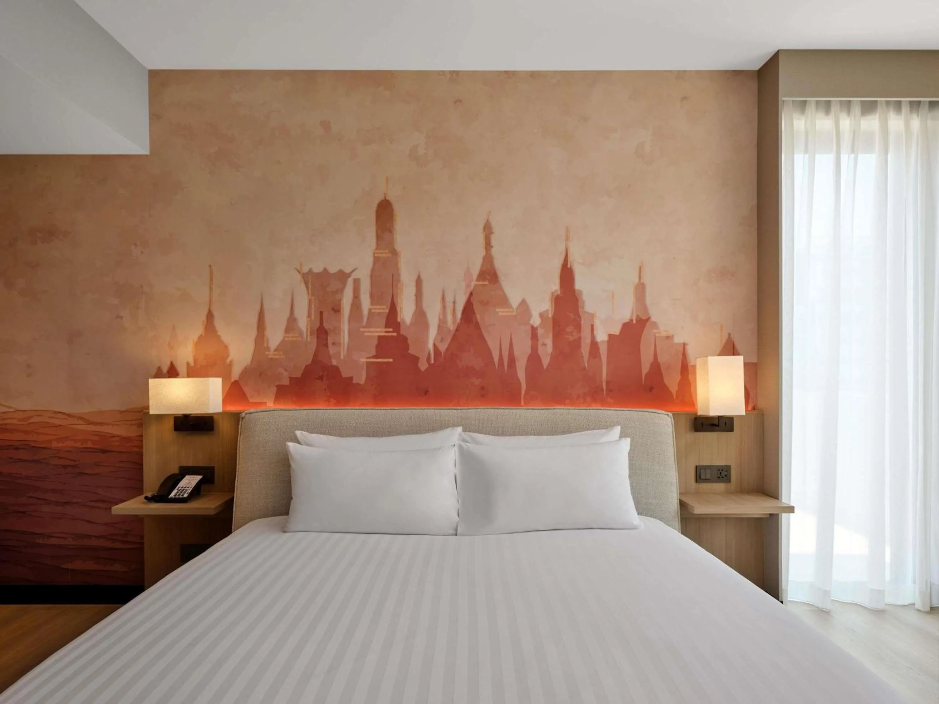 Bedroom, Bed in Novotel Bangkok on Siam Square