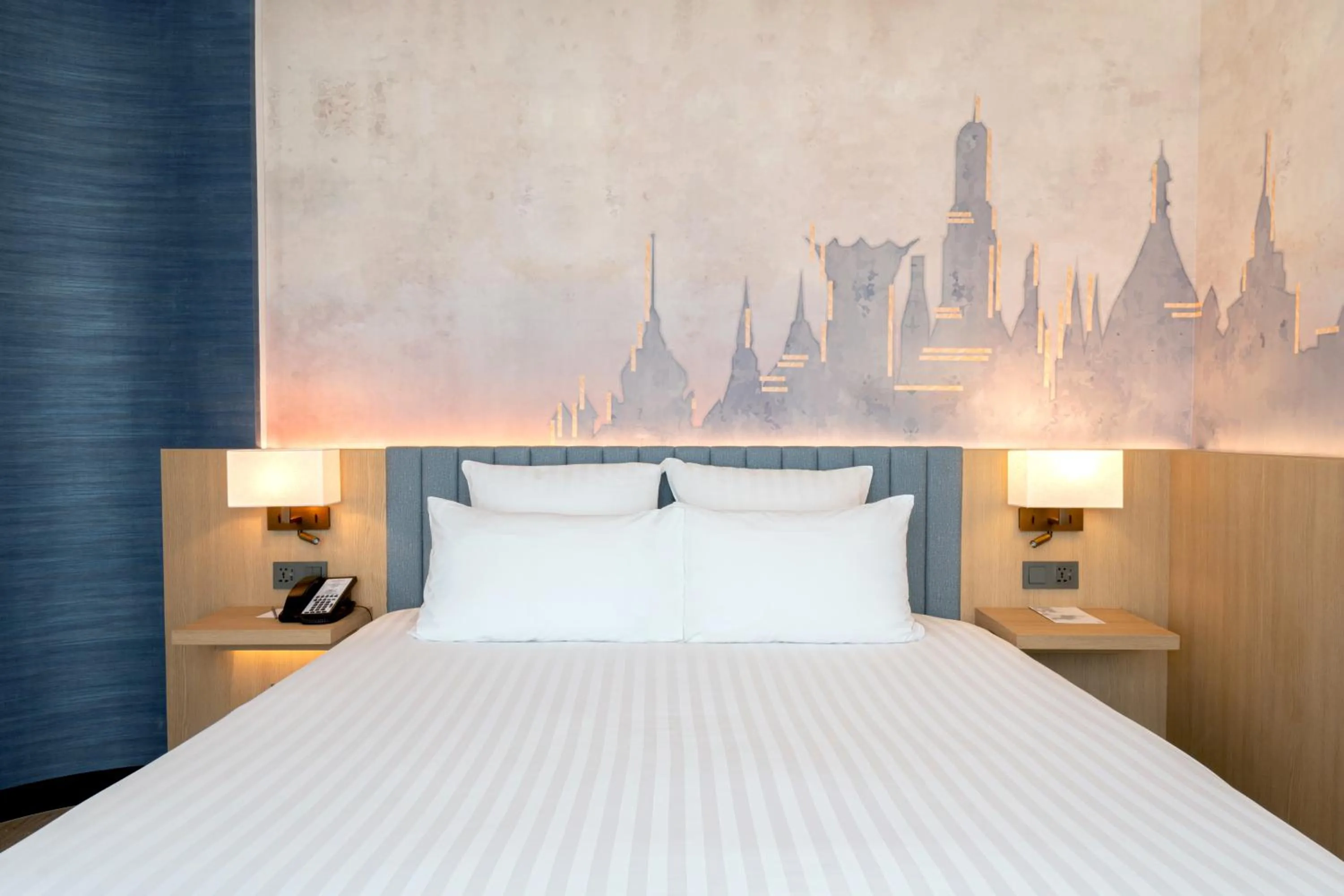 Bed in Novotel Bangkok on Siam Square