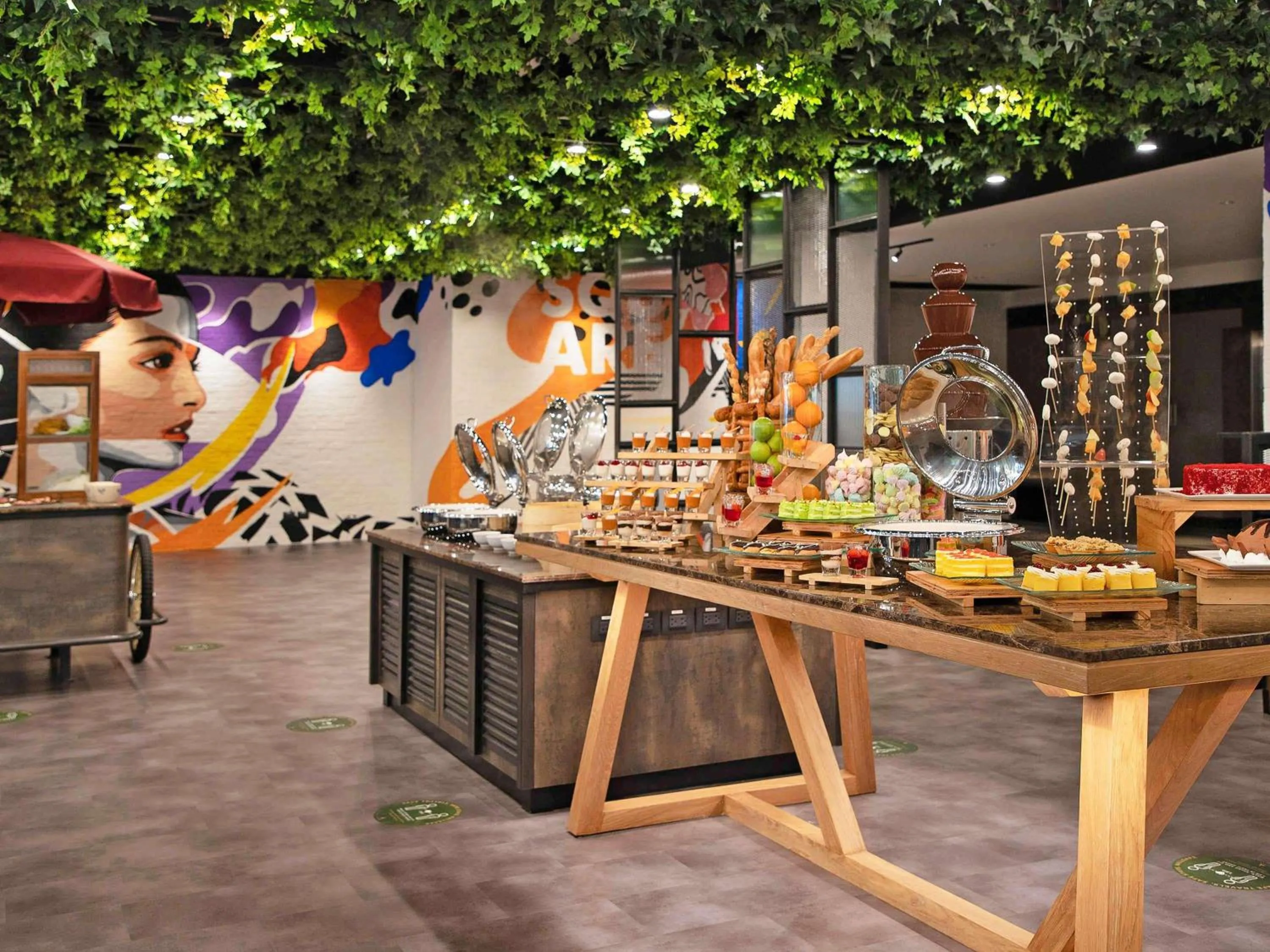 Restaurant/places to eat in Novotel Bangkok on Siam Square