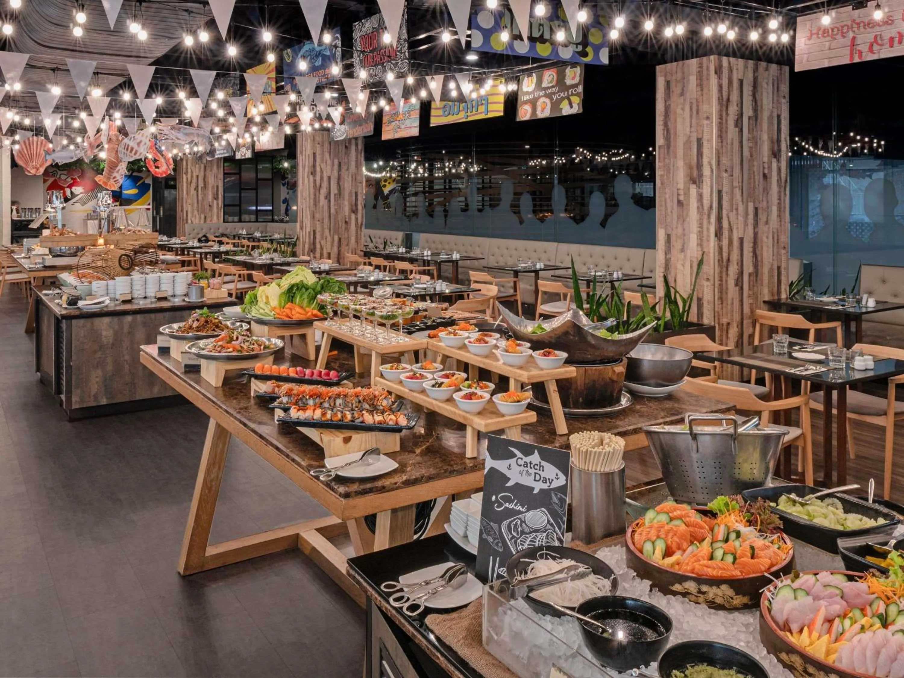 Restaurant/places to eat in Novotel Bangkok on Siam Square