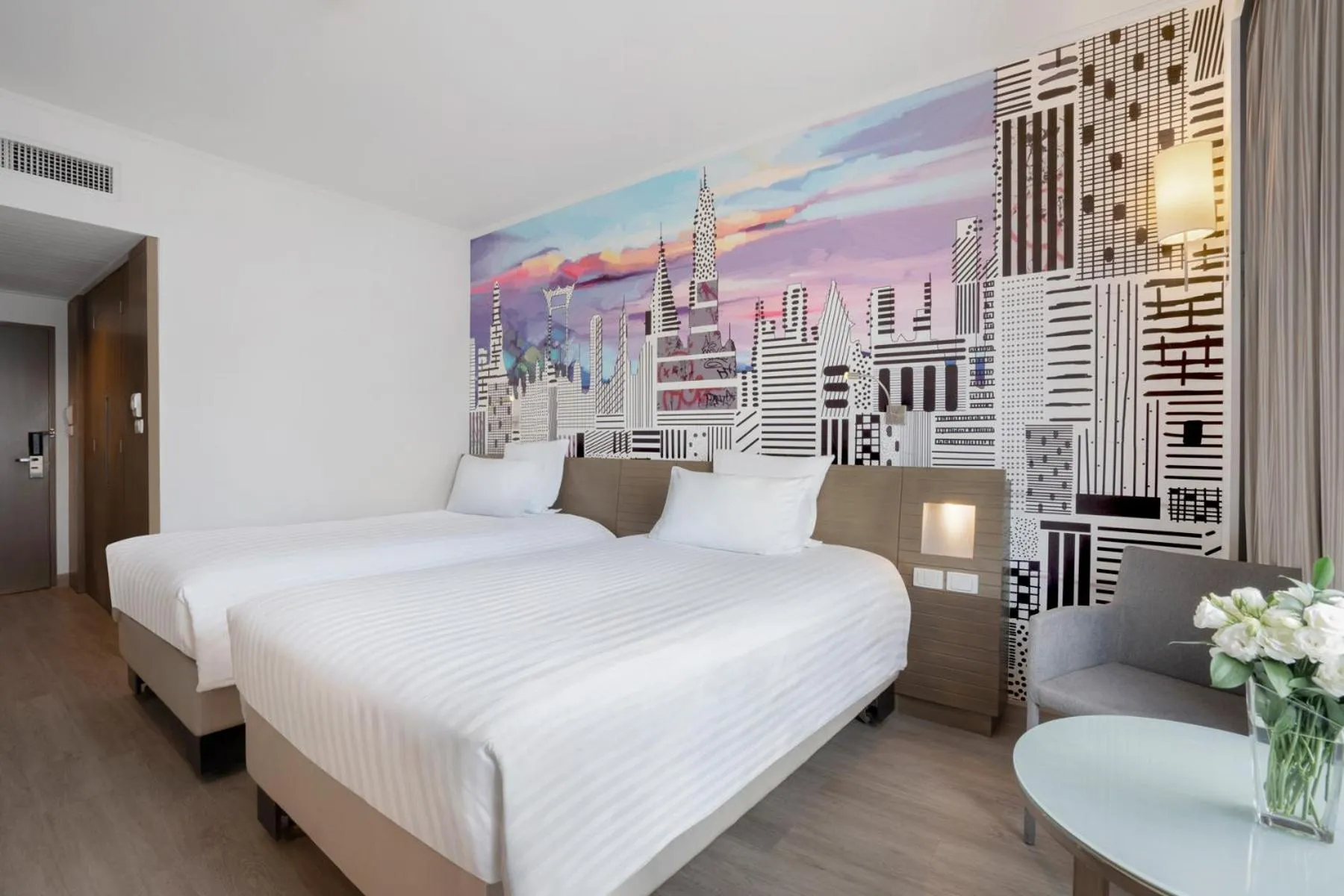 Bedroom, Bed in Novotel Bangkok on Siam Square