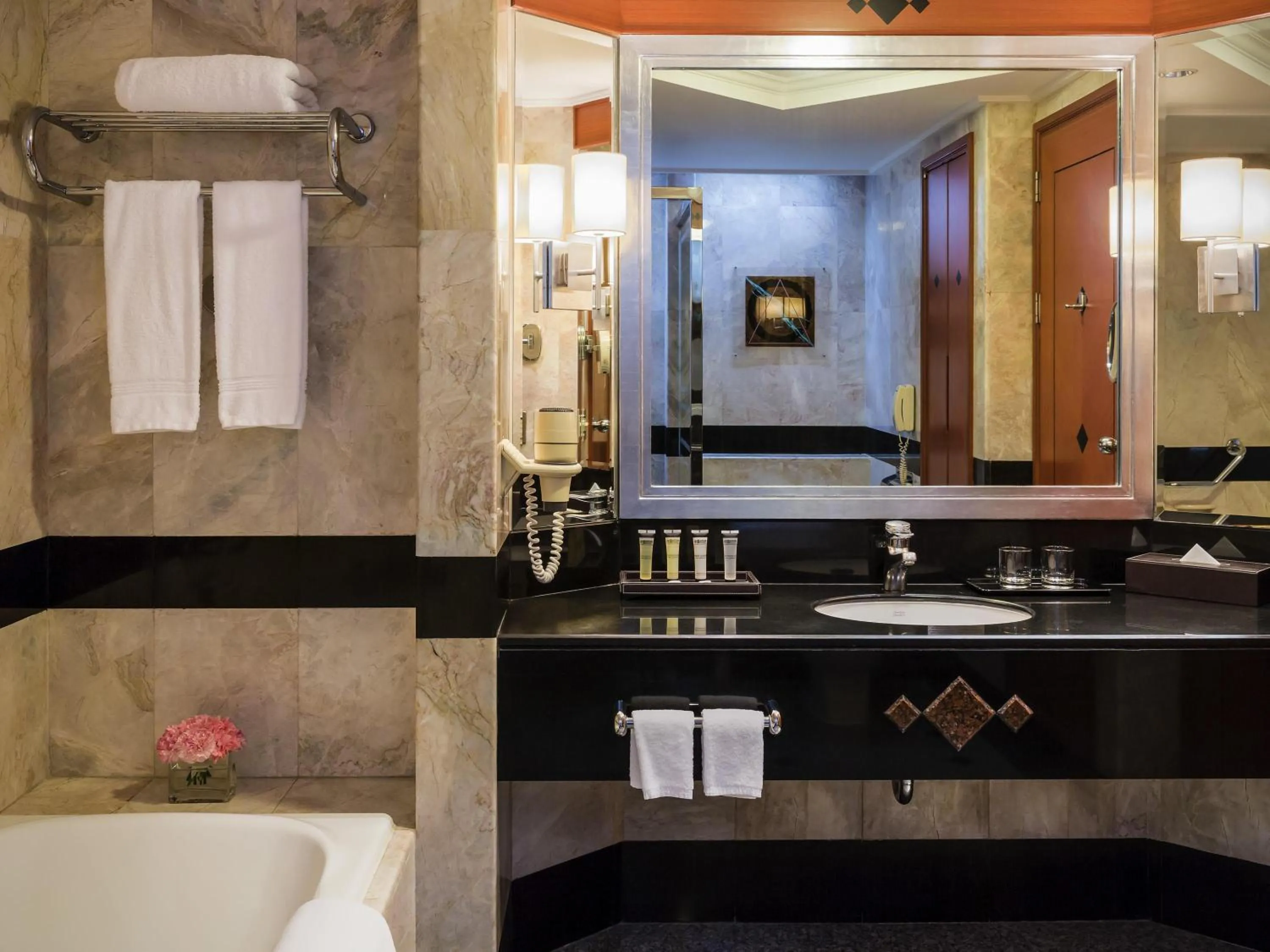 Bedroom in Pullman Khon Kaen Raja Orchid