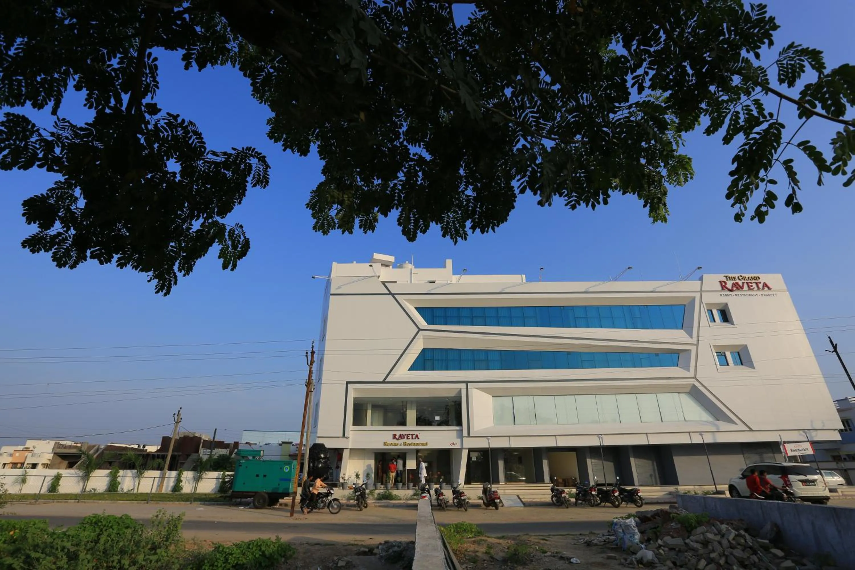 Property building in The Grand Raveta