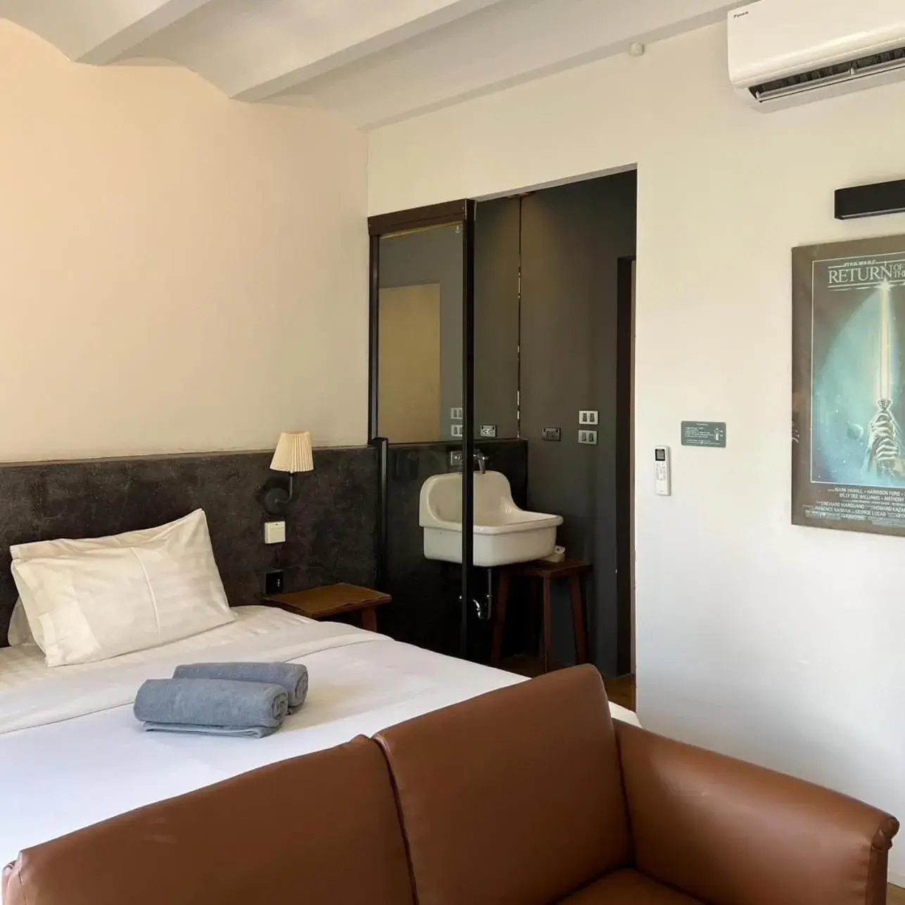 Deluxe Double or Twin Room in Hotel Noir Deluxe Double or Twin Room in Hotel Noir