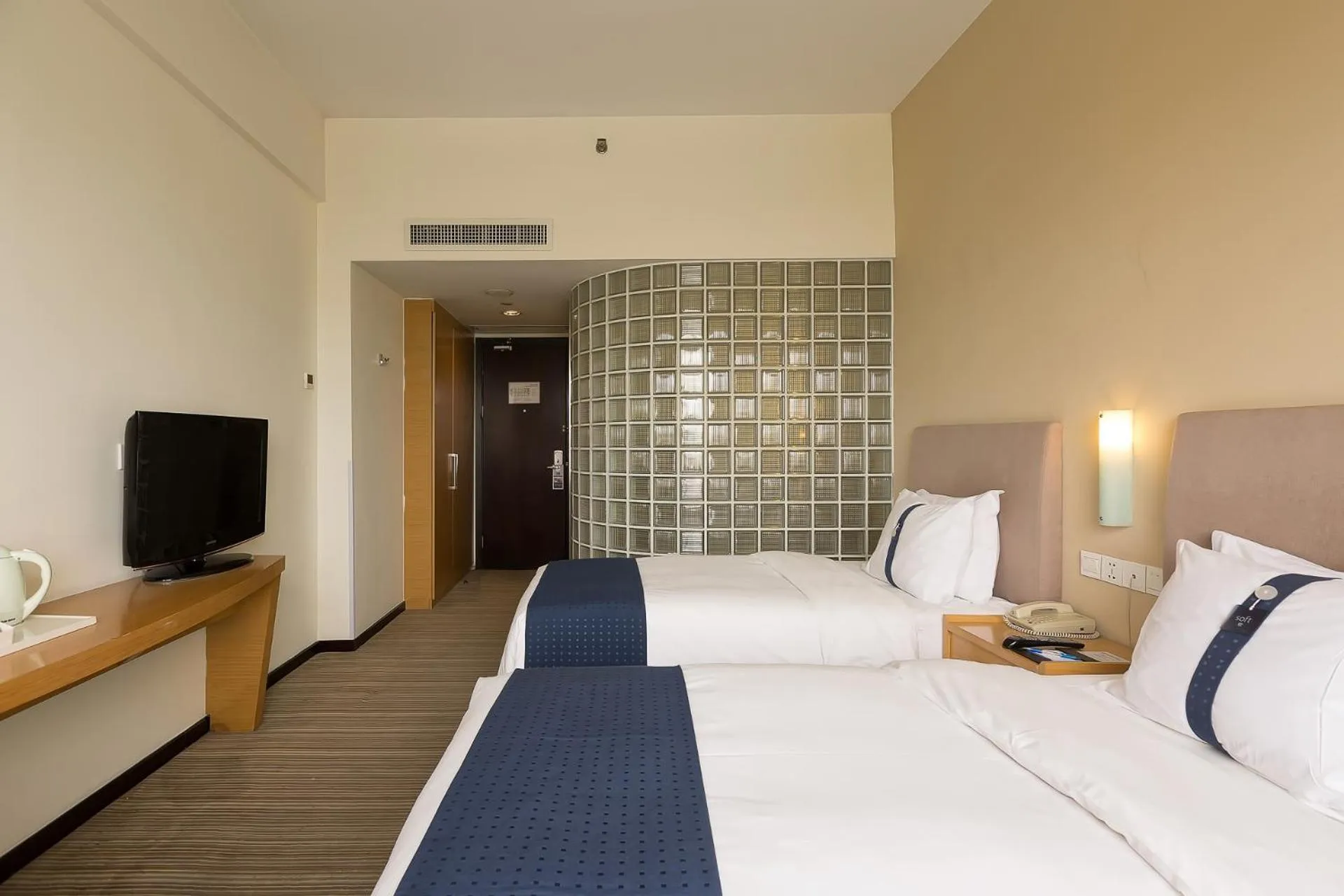 Holiday Inn Express Suzhou Changjiang by IHG