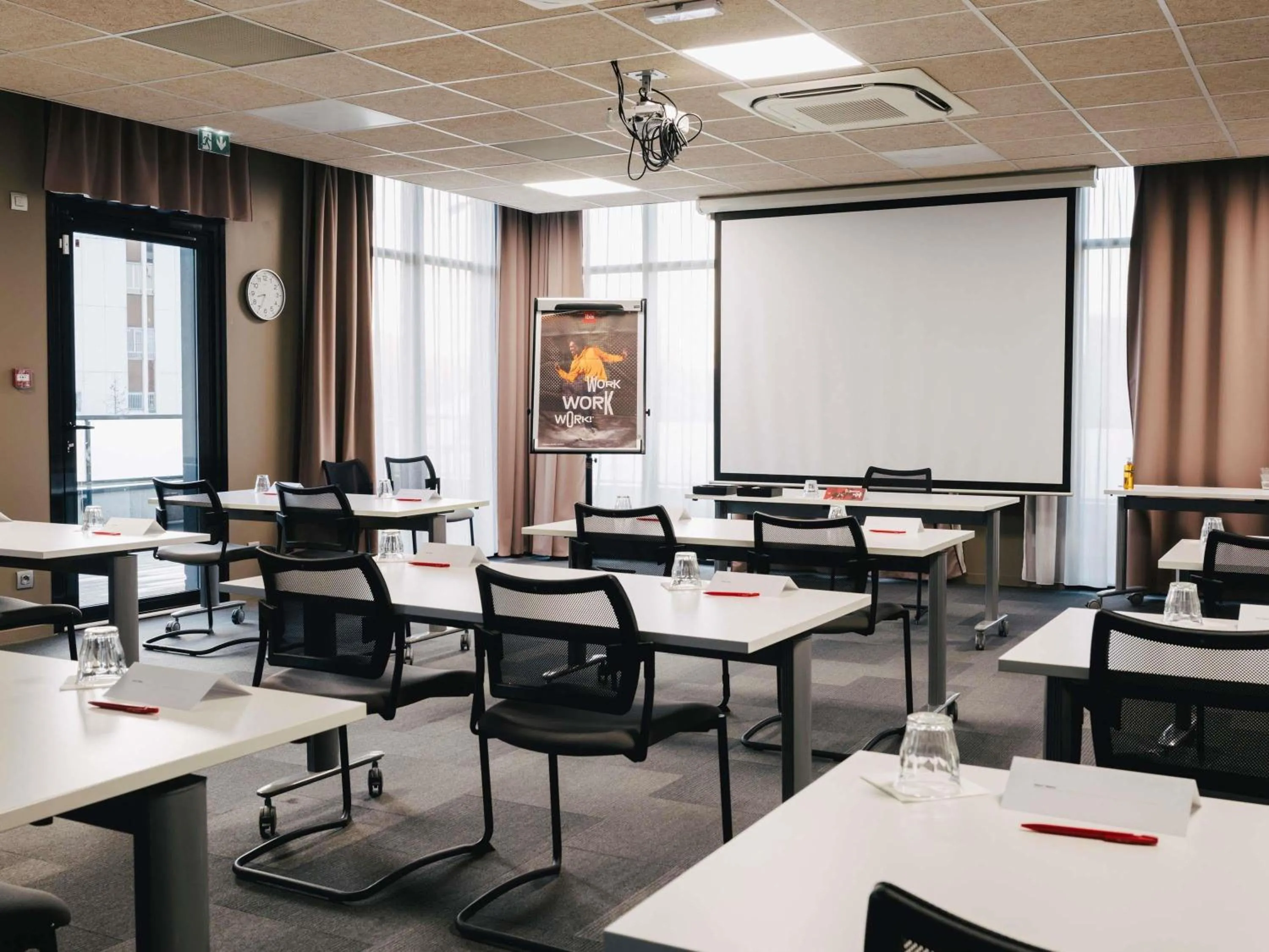 Meeting/conference room in Ibis Rouen Centre Rive Gauche Mermoz