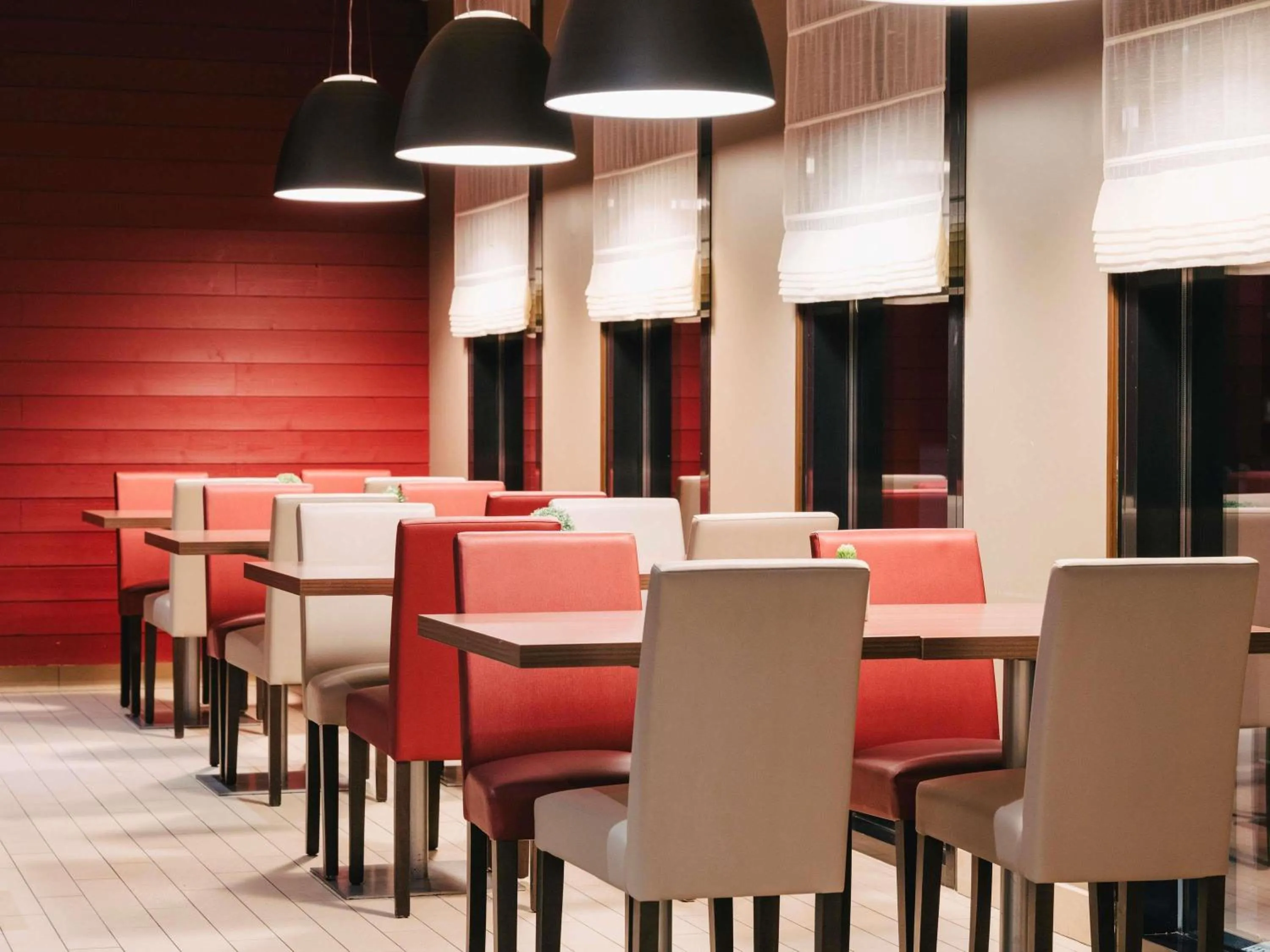 Restaurant/places to eat in Ibis Rouen Centre Rive Gauche Mermoz