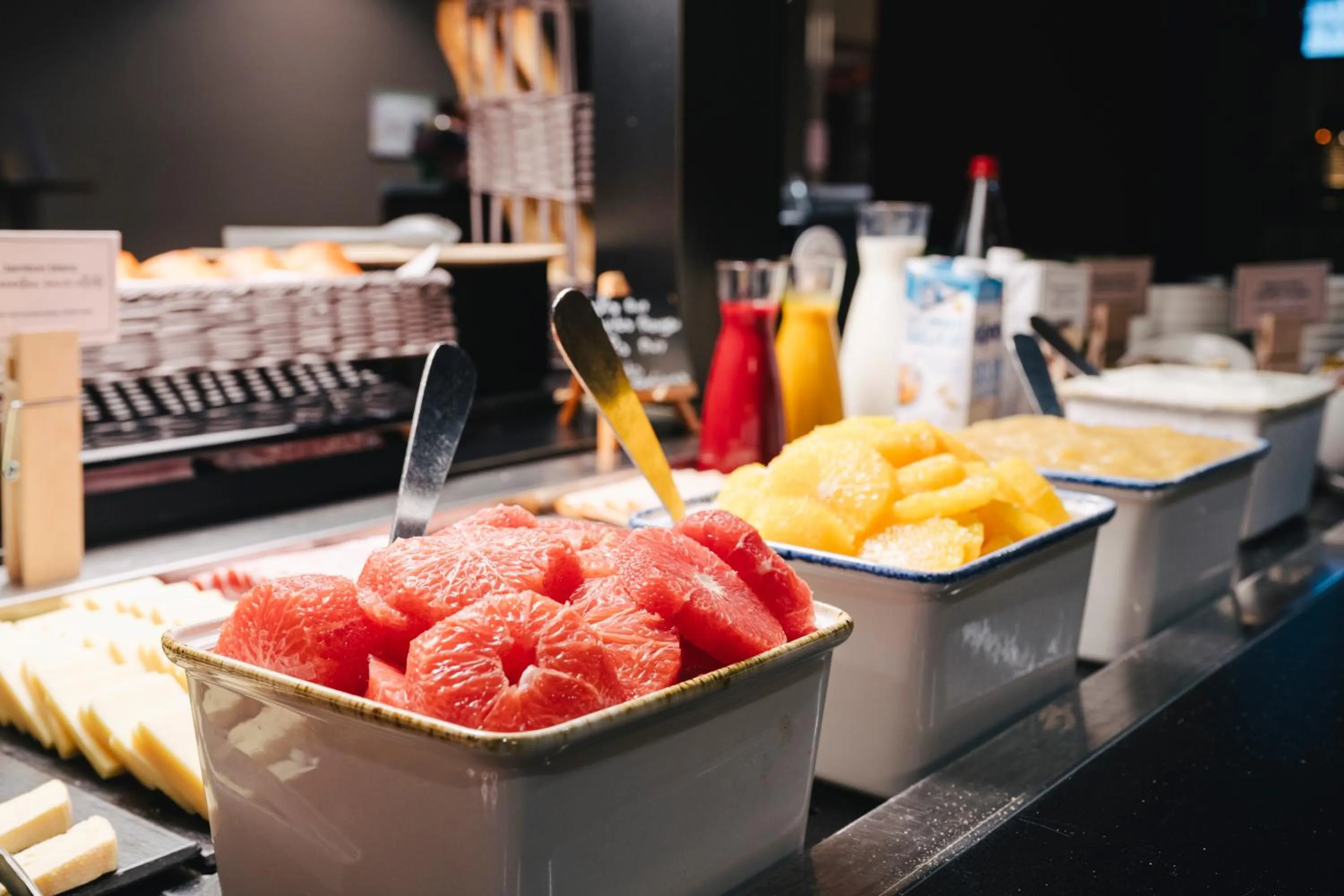 Breakfast in Ibis Rouen Centre Rive Gauche Mermoz